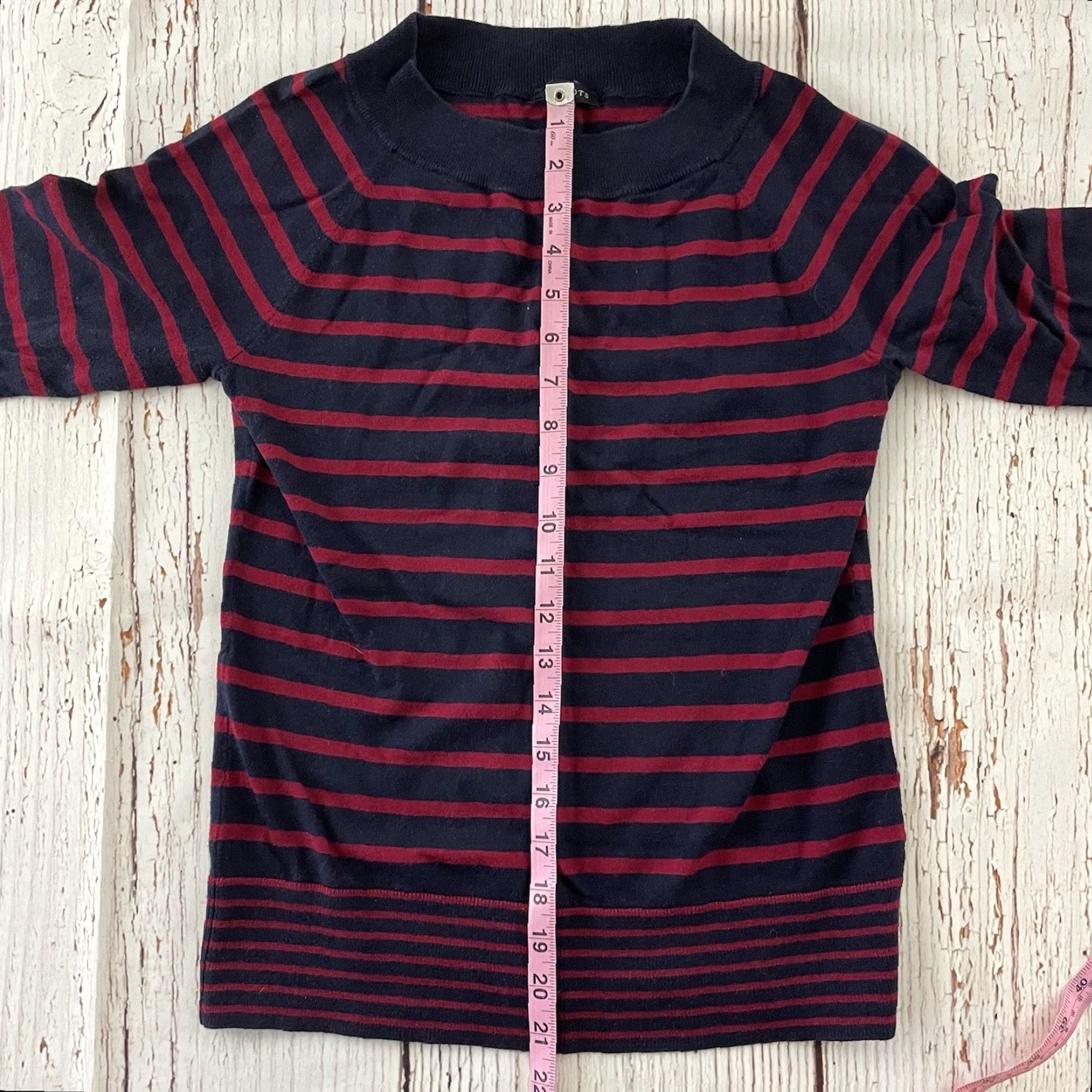 Talbots VINTAGE Talbots 3/4 Sleeve Striped Top Women's Small Blue Maroon Talbots Shirt Women Small 3/4 Sleeve Striped Blouse Size S / US 4 / IT 40 - 4 Thumbnail