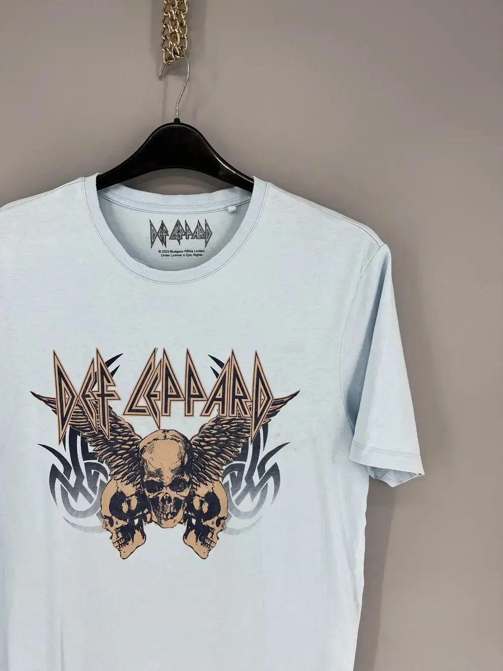 Band Tees Vintage Y2K Def Leppard Band Tee Size M Size US M / EU 48-50 / 2 - 5 Thumbnail