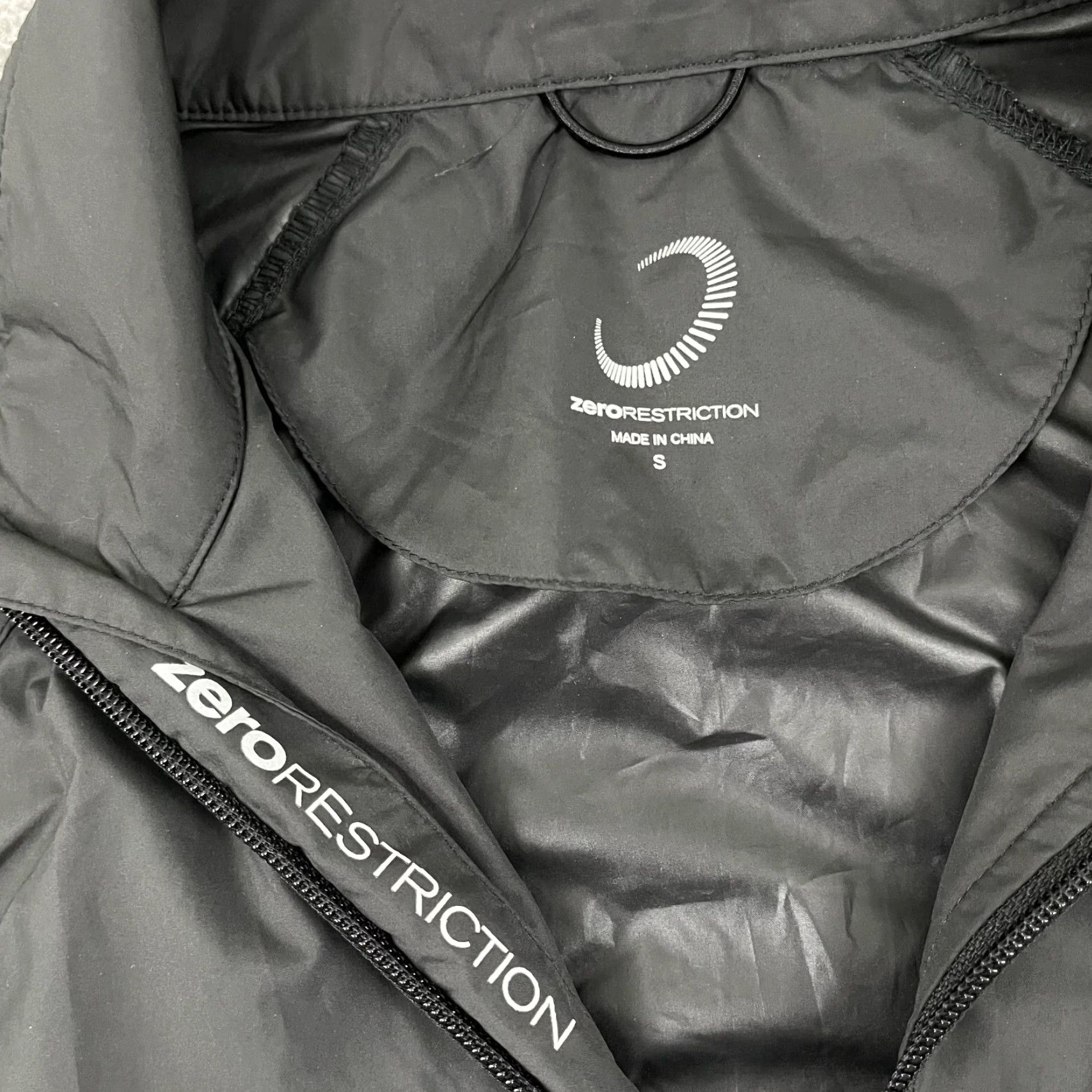 Vintage Zero Restriction Windbreaker Jacket Women Small Half Sleeve Full Zip Kings Creek Size S / US 4 / IT 40 - 3 Thumbnail