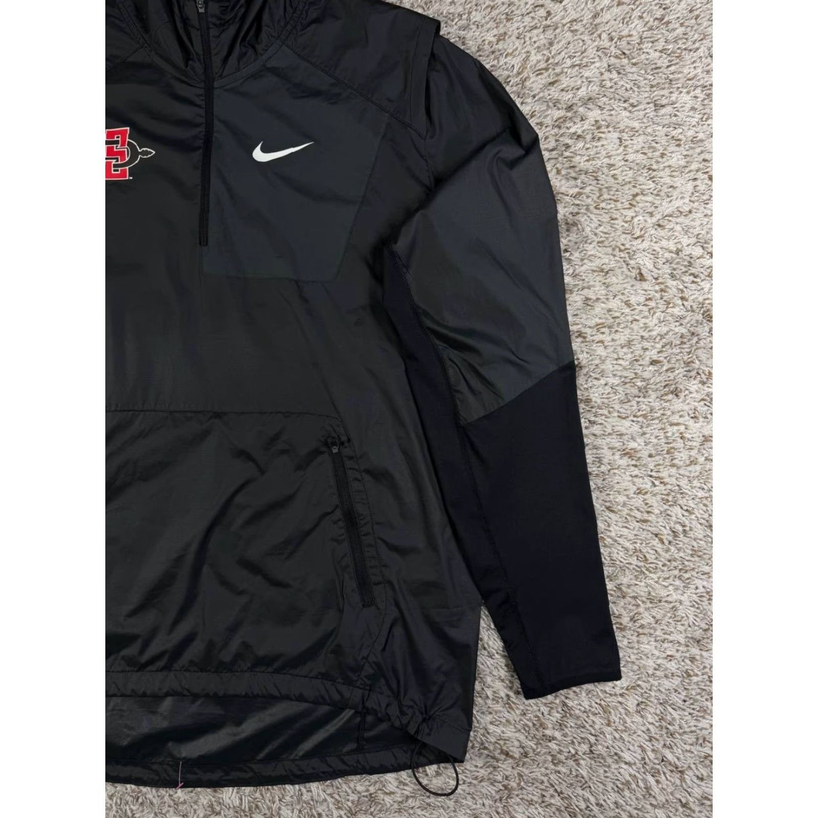 Nike Nike Speed Fly Rush Windbreaker Jacket Men L Black Windbreaker Running & Jogging Mens Size Large Size US L / EU 52-54 / 3 - 4 Thumbnail