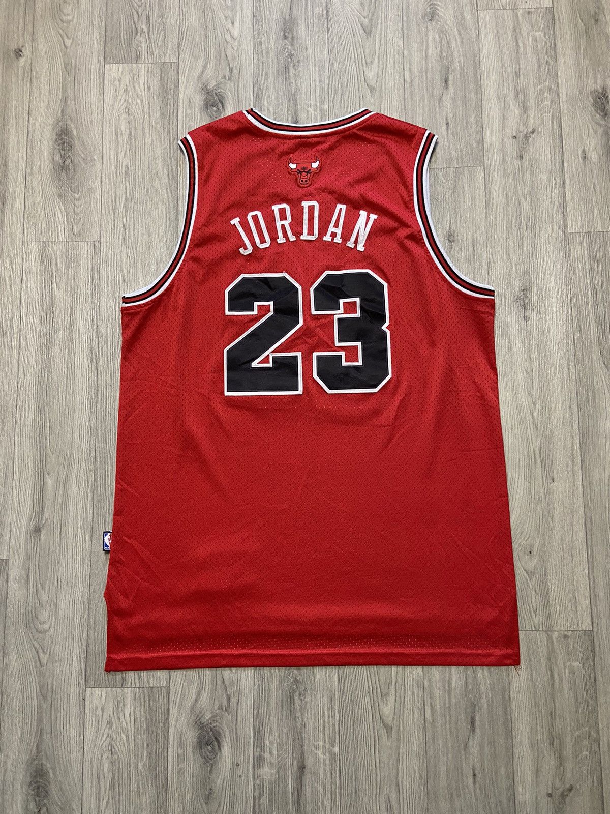 Jordan Brand Nike Team Chicago Bulls 23 Jordan tank top M vintage 90s 00s Size US XXL / EU 58 / 5 - 6 Thumbnail