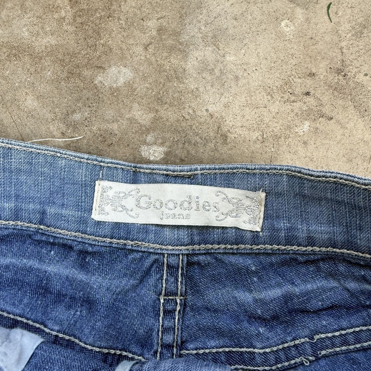 Vintage Vintage Y2K Goodies Denim Sexy Mini Shorts Size 25" / US 0 / IT 36 - 4 Thumbnail