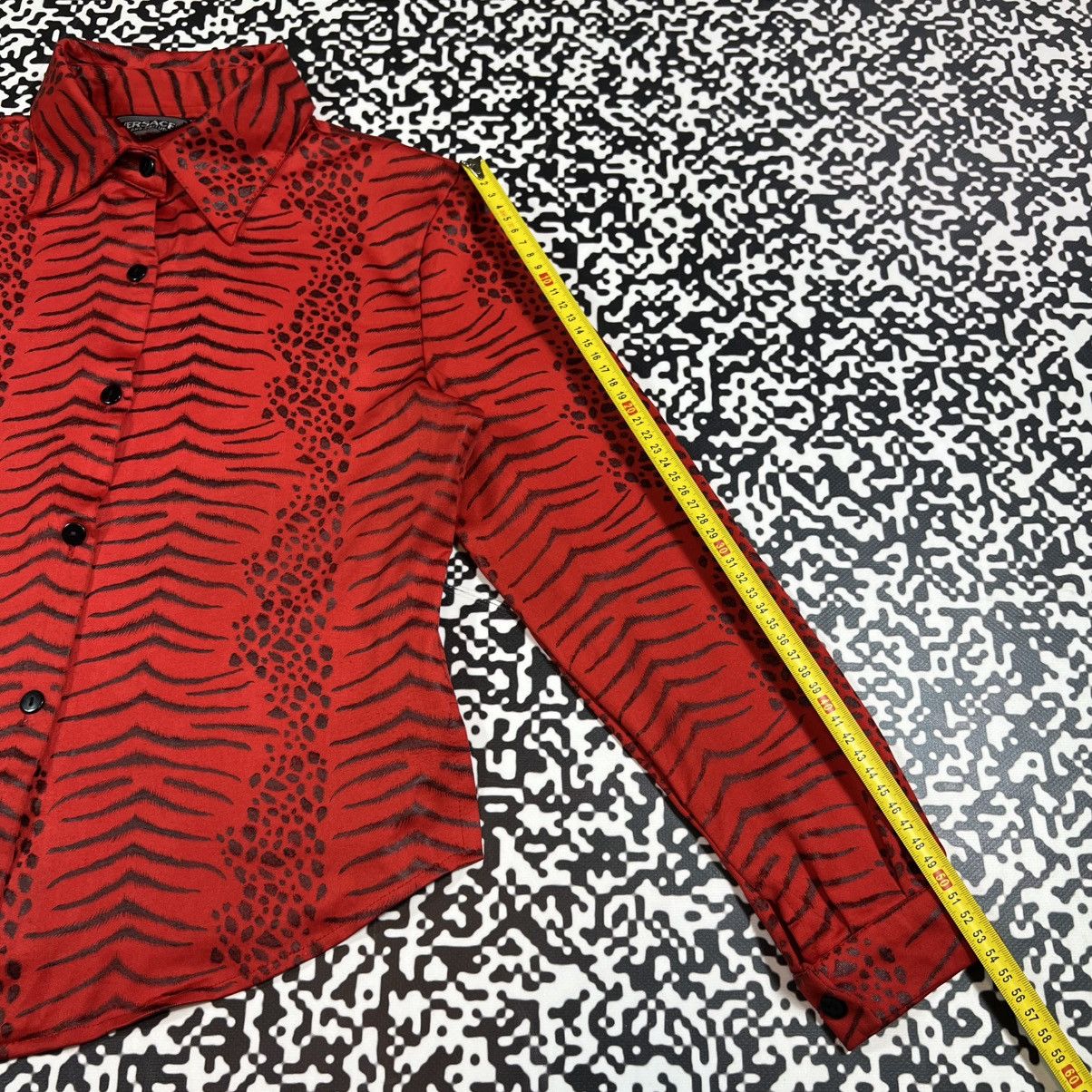 Versace Vintage 90s Versace Luxury Leopard Print Retro Style Shirt Size S / US 4 / IT 40 - 11 Thumbnail