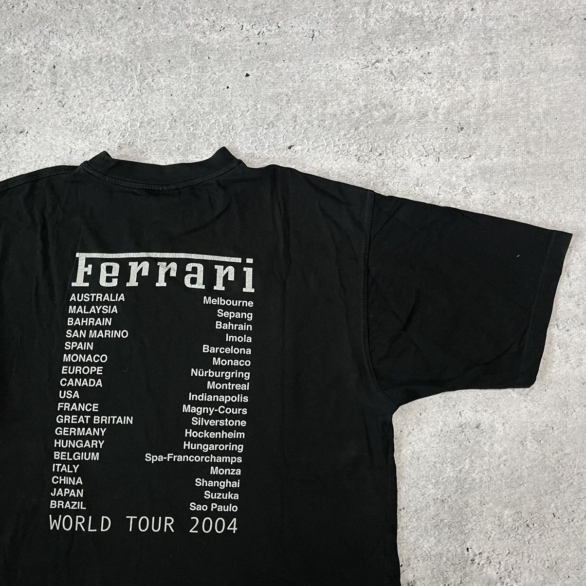 Ferrari × Vintage Ferrari 2004 World Tour tee vintage Size US XXL / EU 58 / 5 - 4 Thumbnail