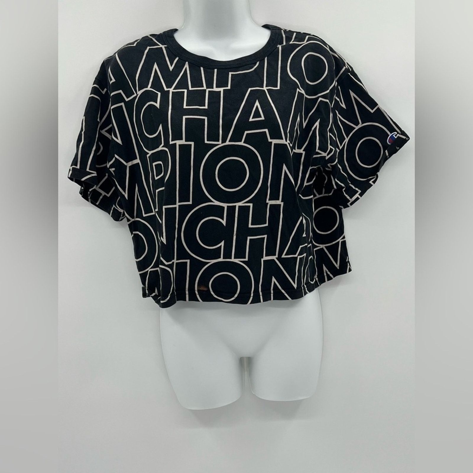 Champion Women's Champion Heritage Cropped Tee, Size L / US 10 / IT 46 - 1 Thumbnail