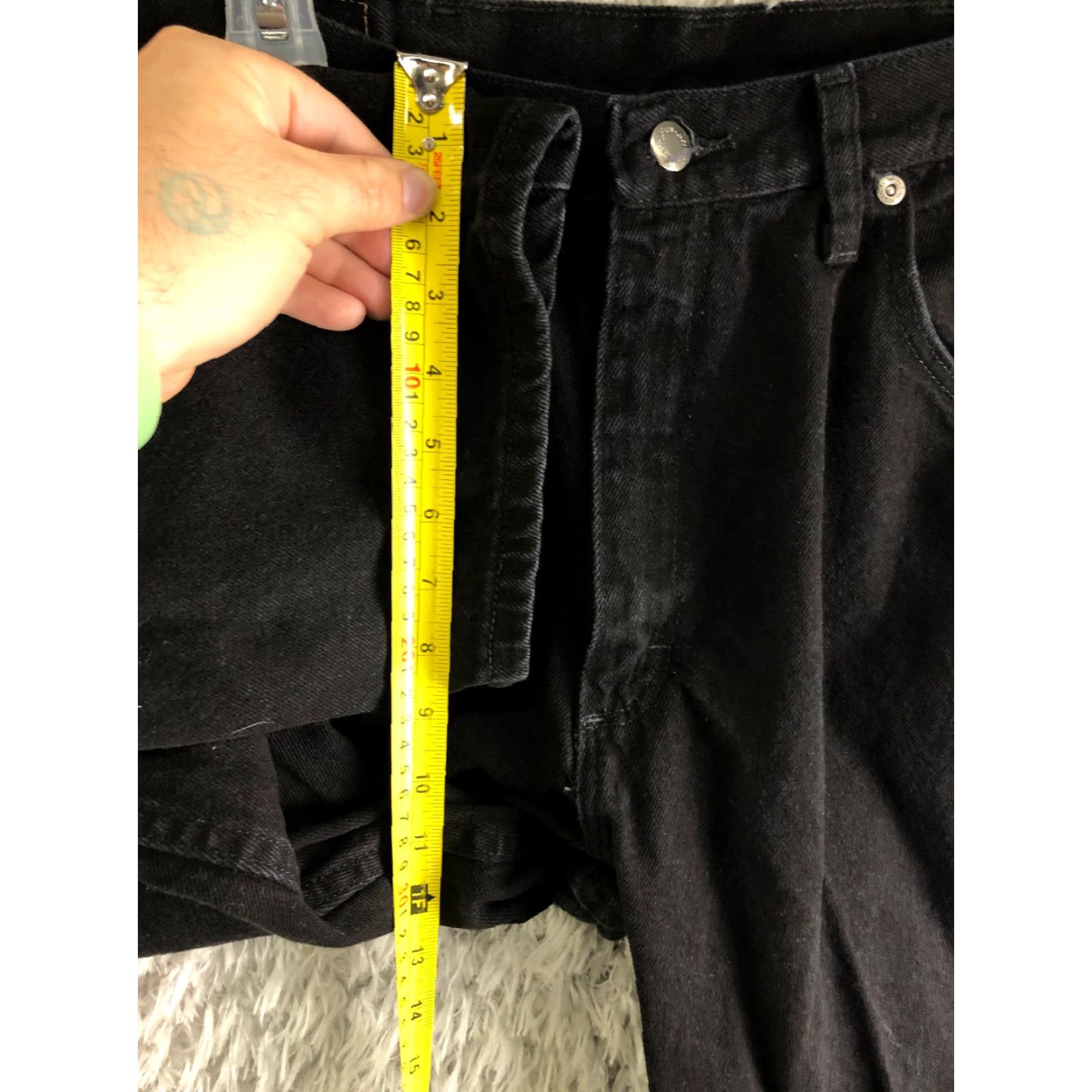 Wrangler Wrangler Mens Size 36x32 Jeans Dark Wash Black Denim Straight Leg Mid Rise Premium Wool? (No) Size US 36 / EU 52 - 4 Thumbnail
