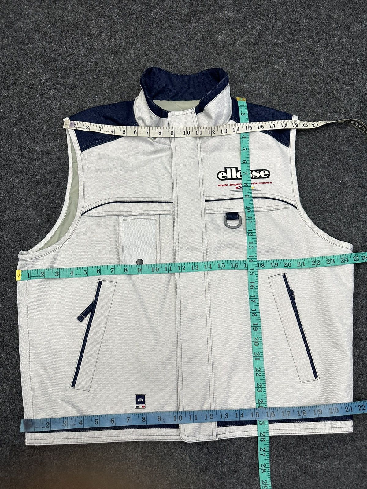 Ellesse × Vintage Vintage Ellesse Style Beyond Performance Vest MJ131 Size US L / EU 52-54 / 3 - 5 Thumbnail
