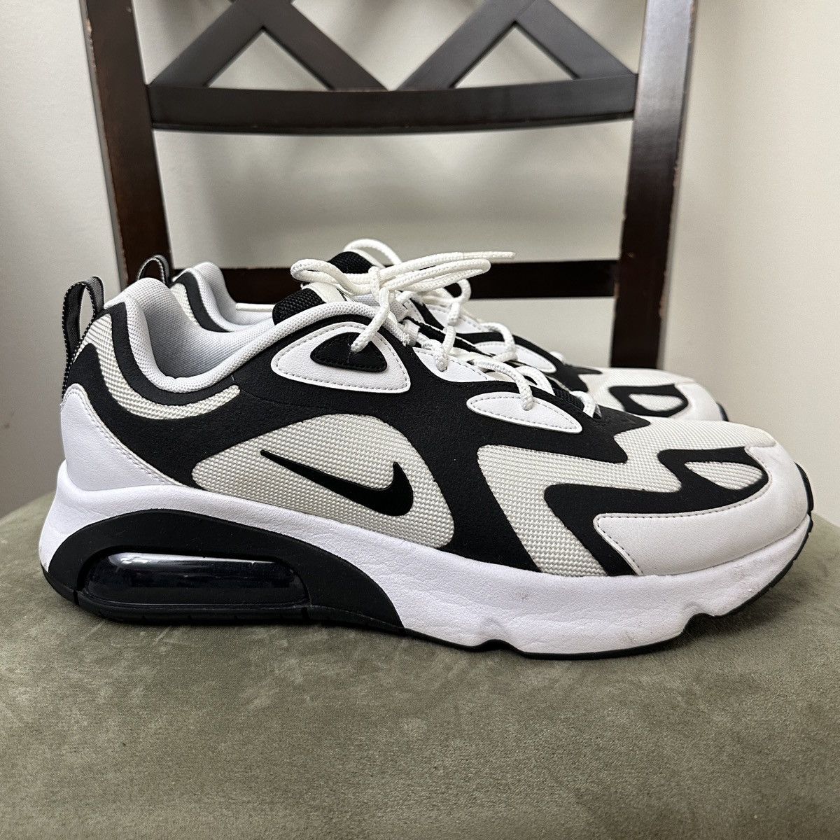 image of Nike Air Max 200 Shoes in Black White, Men's (Size 11)