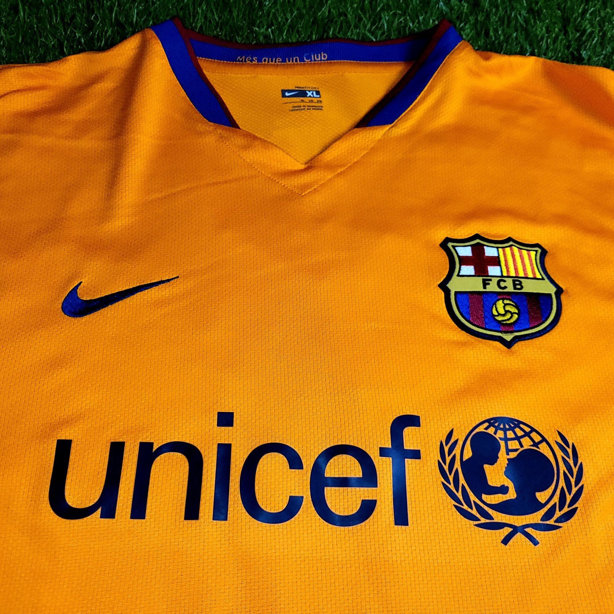 Nike Ronaldinho Barcelona 2007 2008 Third Soccer Jersey XL Size US XL / EU 56 / 4 - 3 Thumbnail