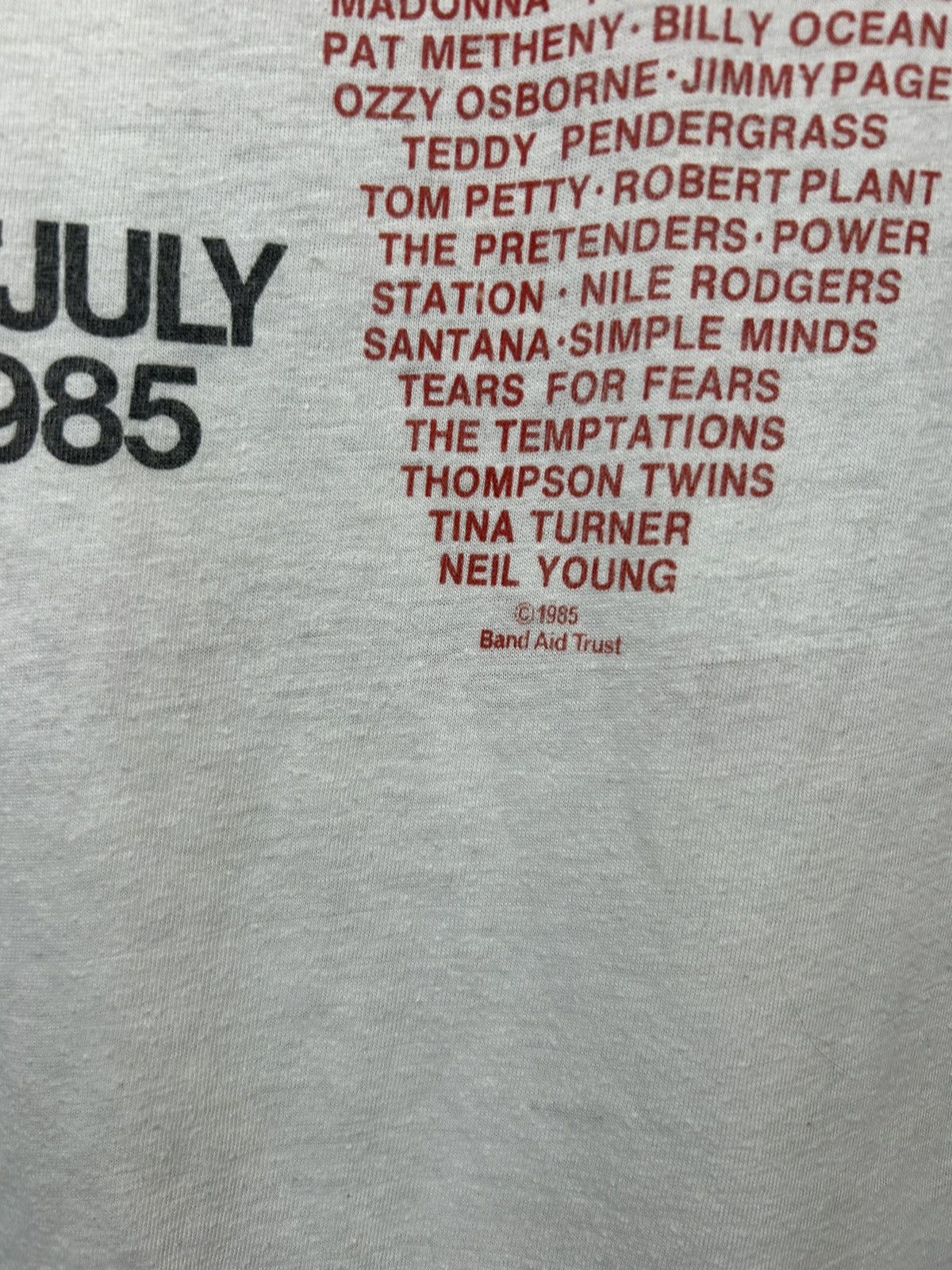 Band Tees × Vintage Vintage 1985 Live Aid The Global Jukebox T shirt Size US L / EU 52-54 / 3 - 23 Thumbnail