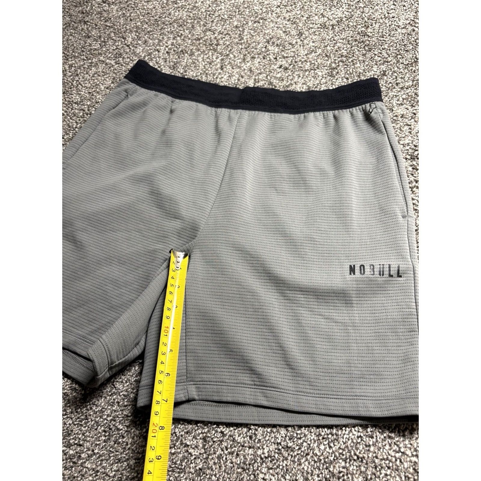 Vintage NOBULL Shorts Mens Large Gray Unlined Training Athletic Performance Gym Stretch Shorts Size US 33 - 2 Thumbnail