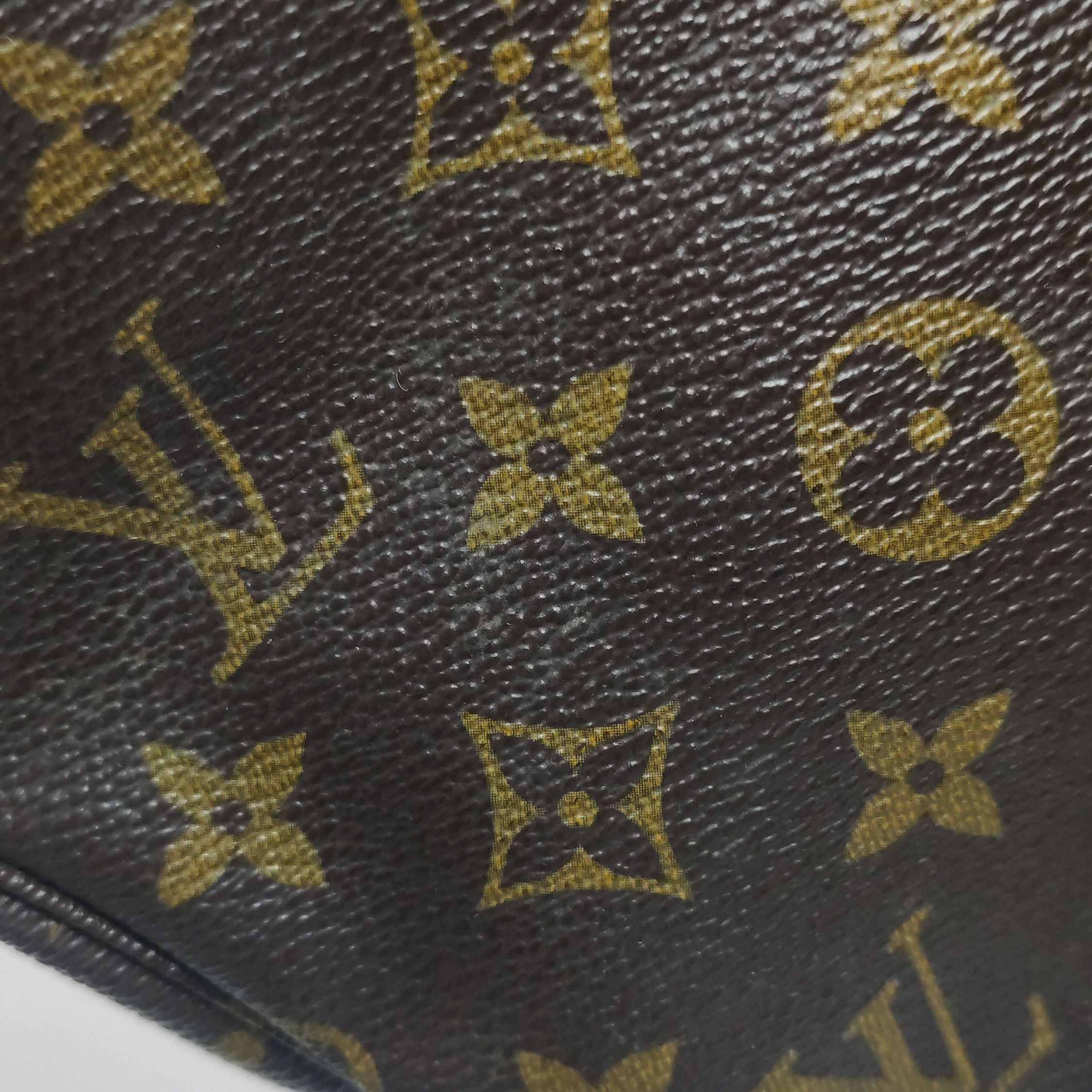 Louis Vuitton Louis Vuitton (LV) TrousseToilette old flower zipper clutch Size ONE SIZE - 9 Thumbnail