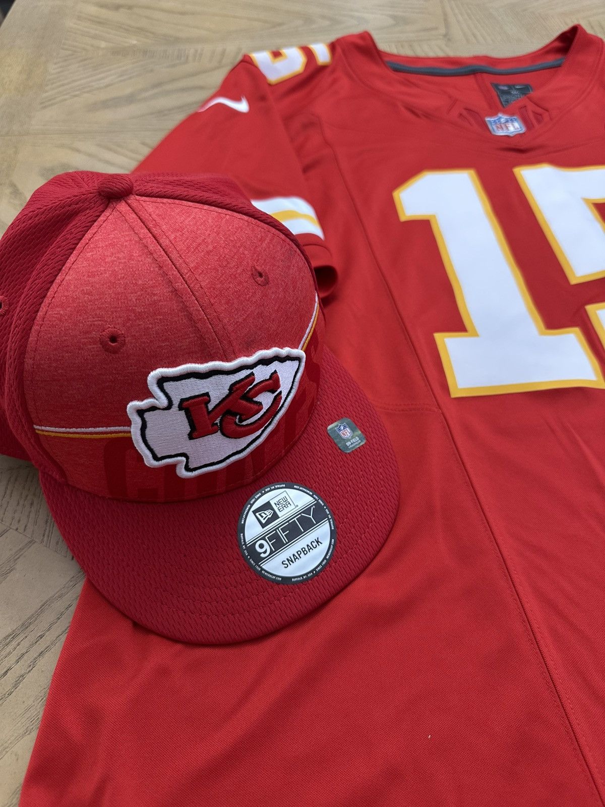 Nike Nike Men's Kansas City Chiefs jersey and hat Size US XXL / EU 58 / 5 - 4 Thumbnail
