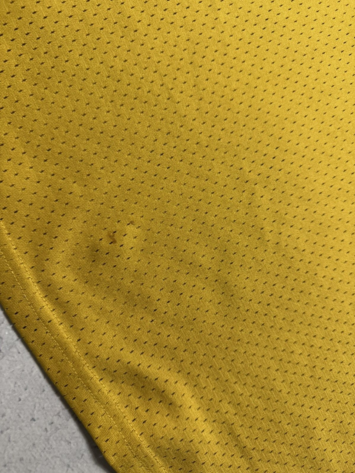 Fubu Fubu 05 Jersey Shirt Big Logo Yellow Size L Size US L / EU 52-54 / 3 - 12 Thumbnail