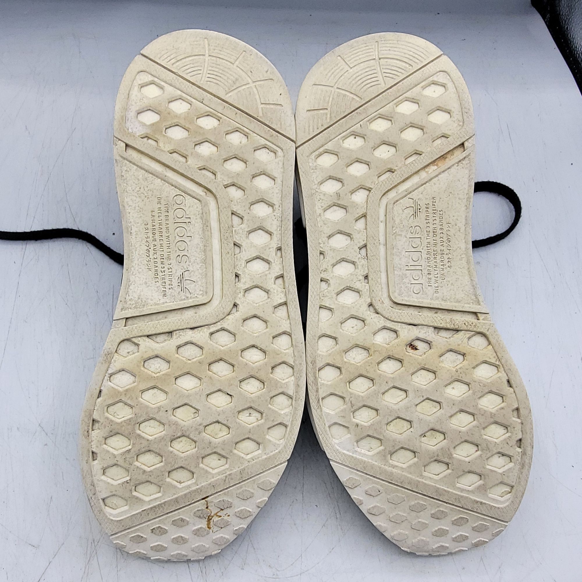 Adidas Adidas NMD R1 Womens 8 Black Sneaker Shoes Casual Outdoors A Size US 8 / IT 38 - 8 Thumbnail