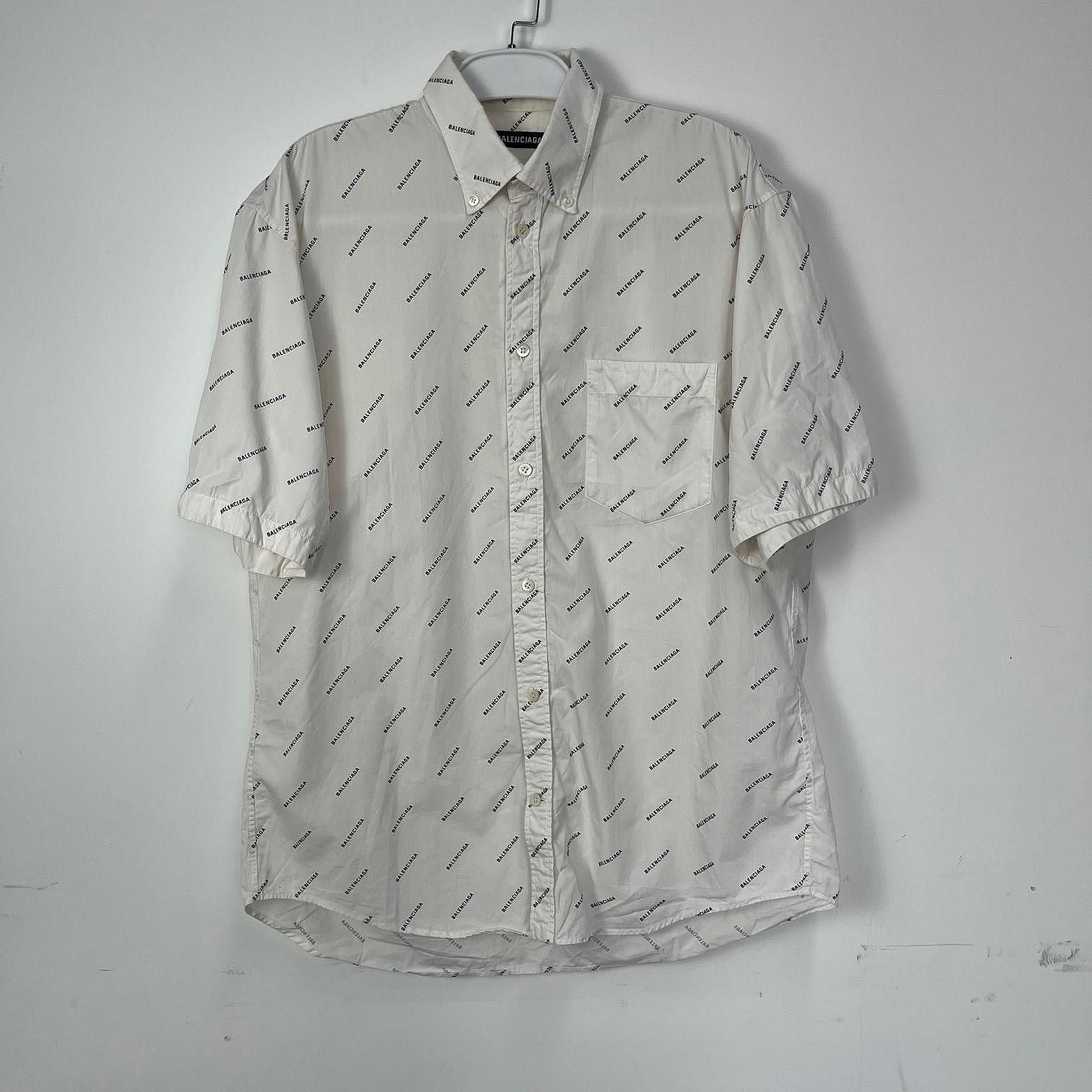 Balenciaga Balenciaga Logo Print Short Sleeve Shirt US S Size US S / EU 44-46 / 1 - 1 Thumbnail