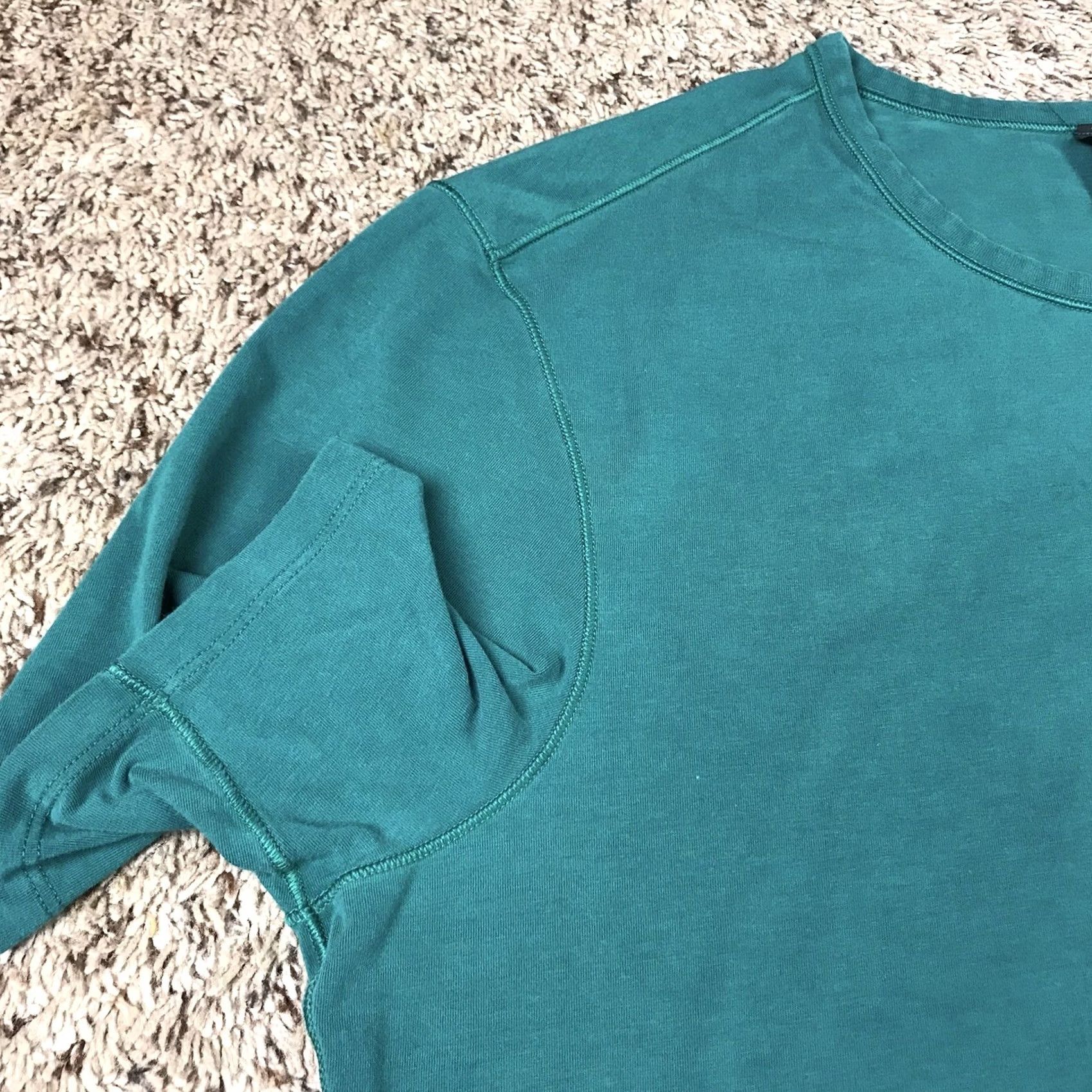 Lululemon VINTAGE? No. Size US L / EU 52-54 / 3 - 6 Thumbnail