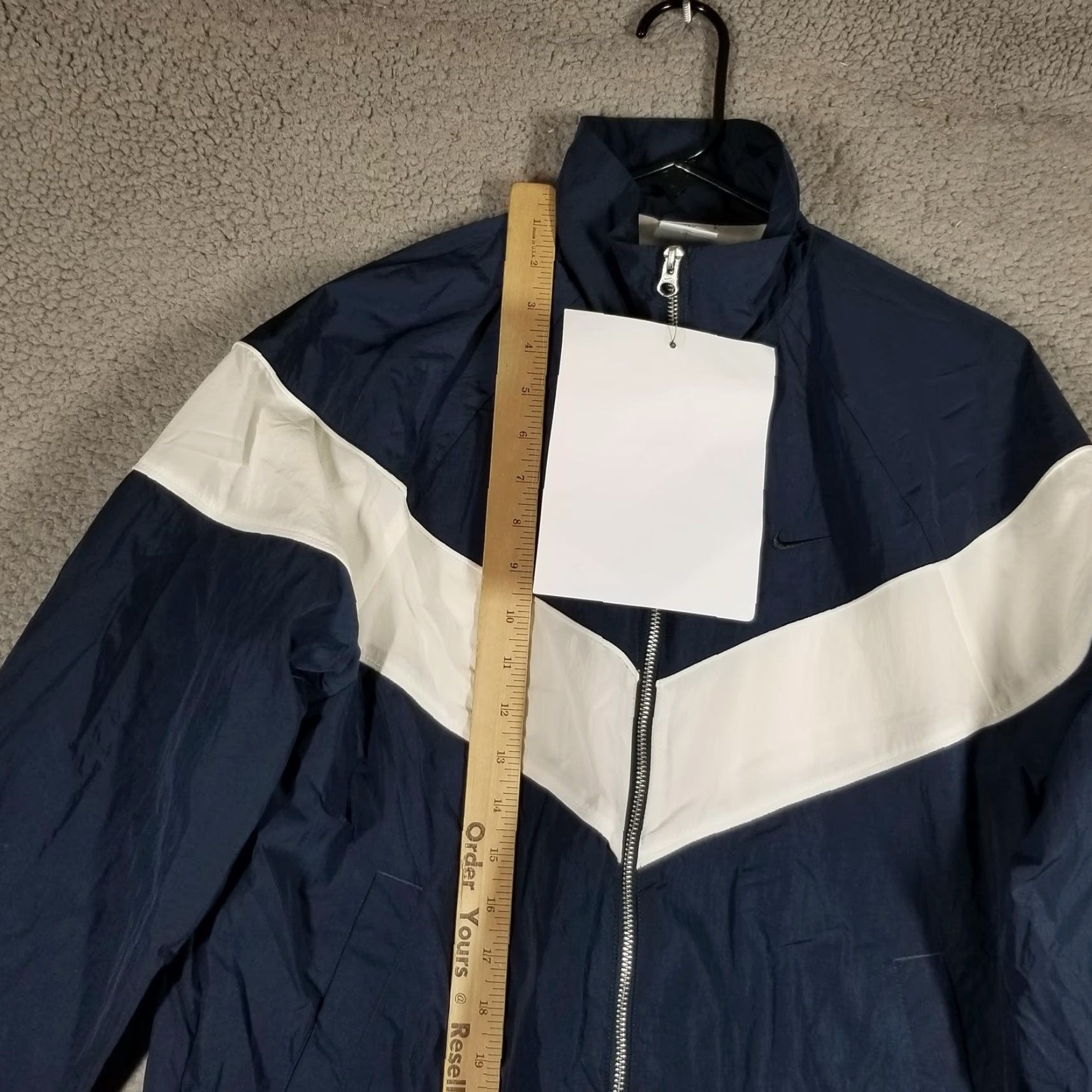 Nike Nike Windrunner Women's Small UV Woven Full-Zip Jacket FV6304-478 Sample Size S / US 4 / IT 40 - 4 Thumbnail