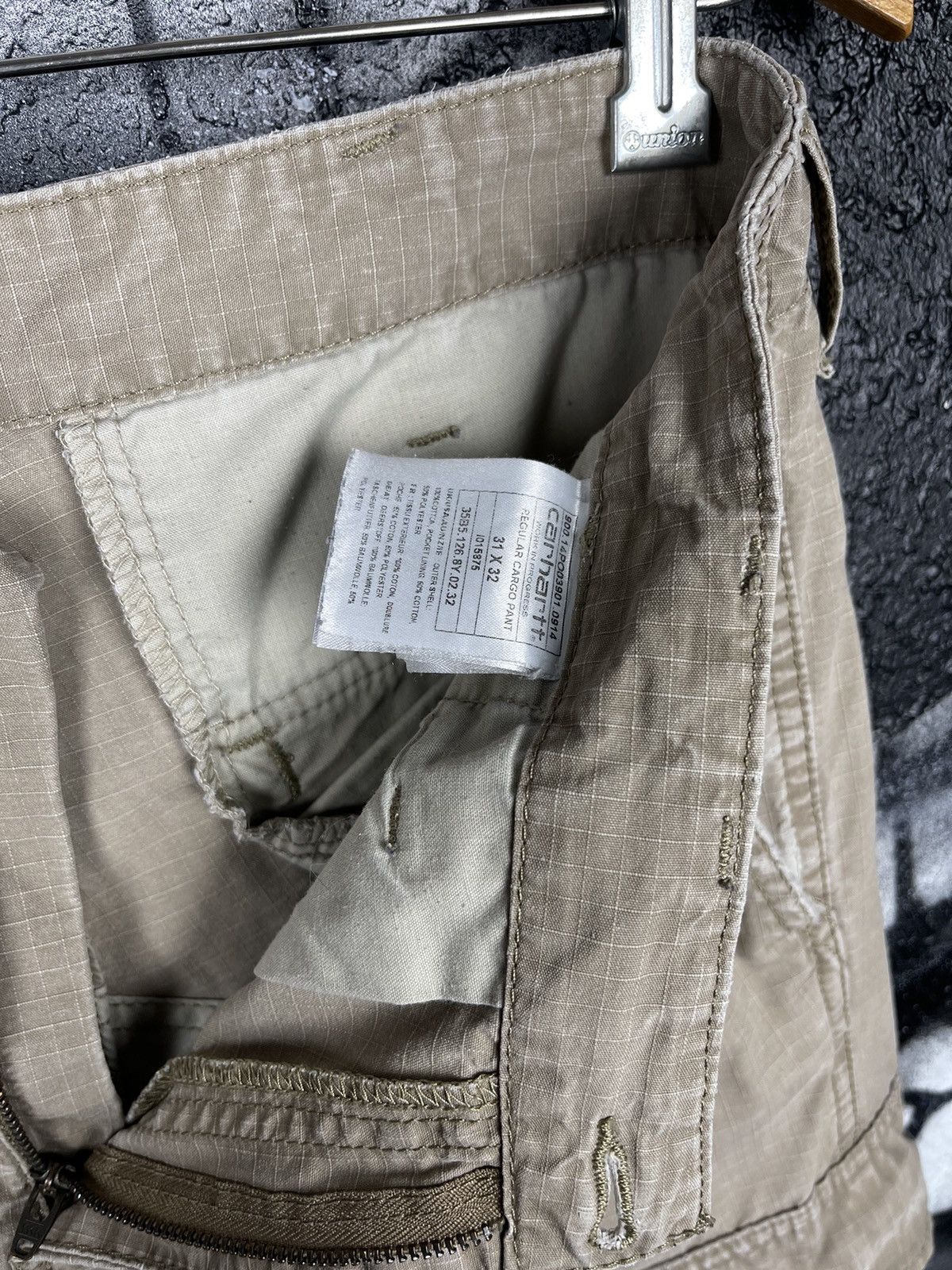 Carhartt Carhartt WIP Beige Regular Cargo Pants Men’s Size W31 L32 Size US 31 - 12 Thumbnail