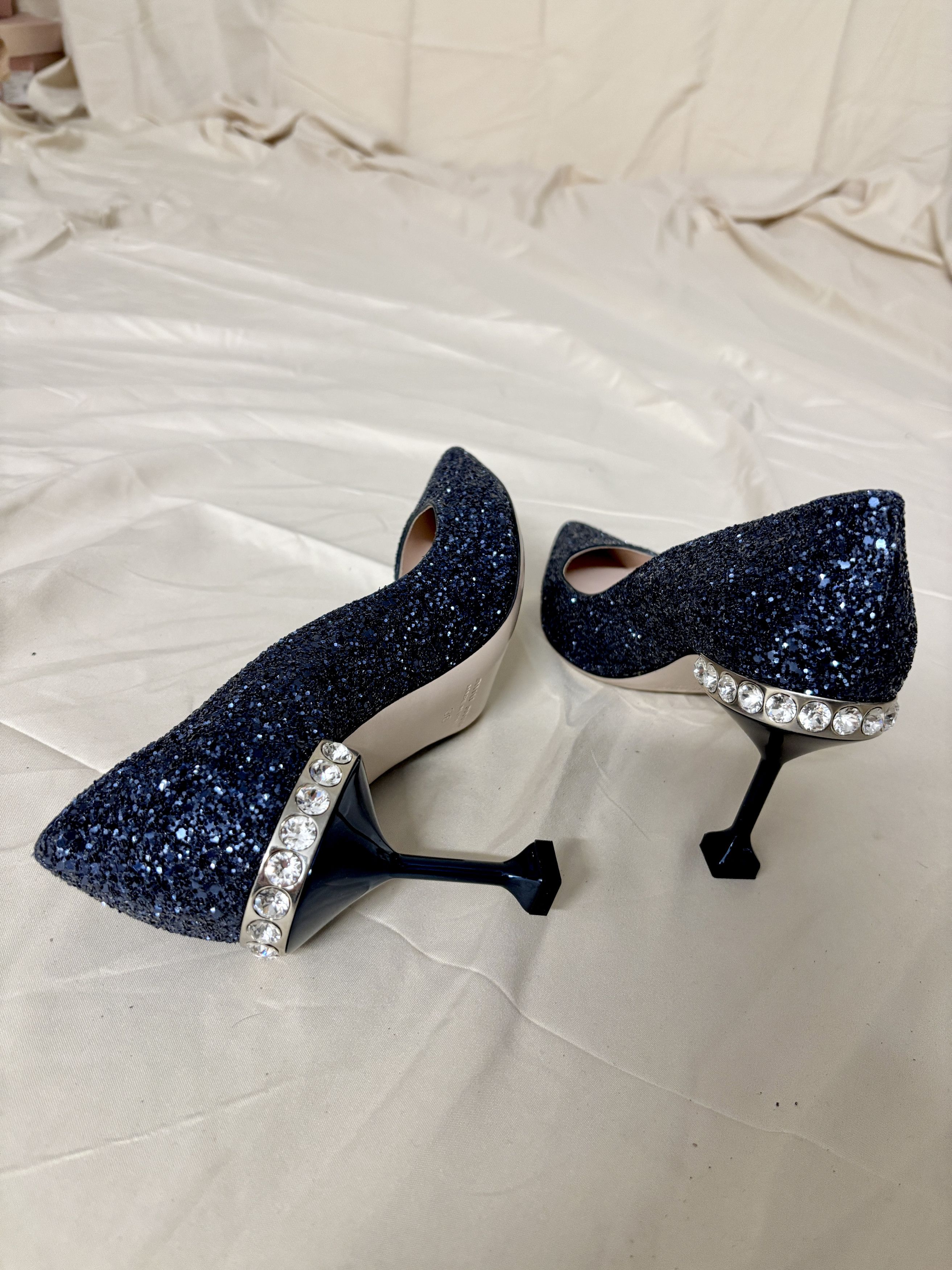 Miu Miu Miu Miu blue sequin kitten heel with crystal detail Size US 6 / IT 36 - 7 Thumbnail