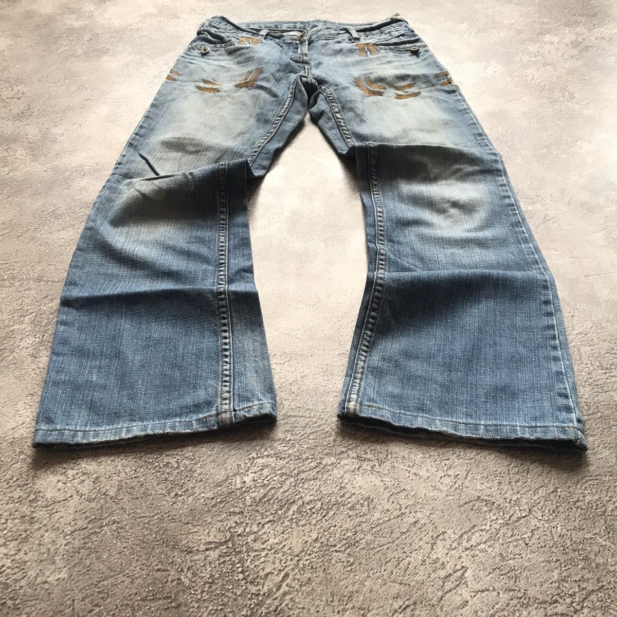 Vintage Vintage 90s Distressed Flared Jeans Low Rise Grunge Y2K 29 Size 29" - 1 Thumbnail