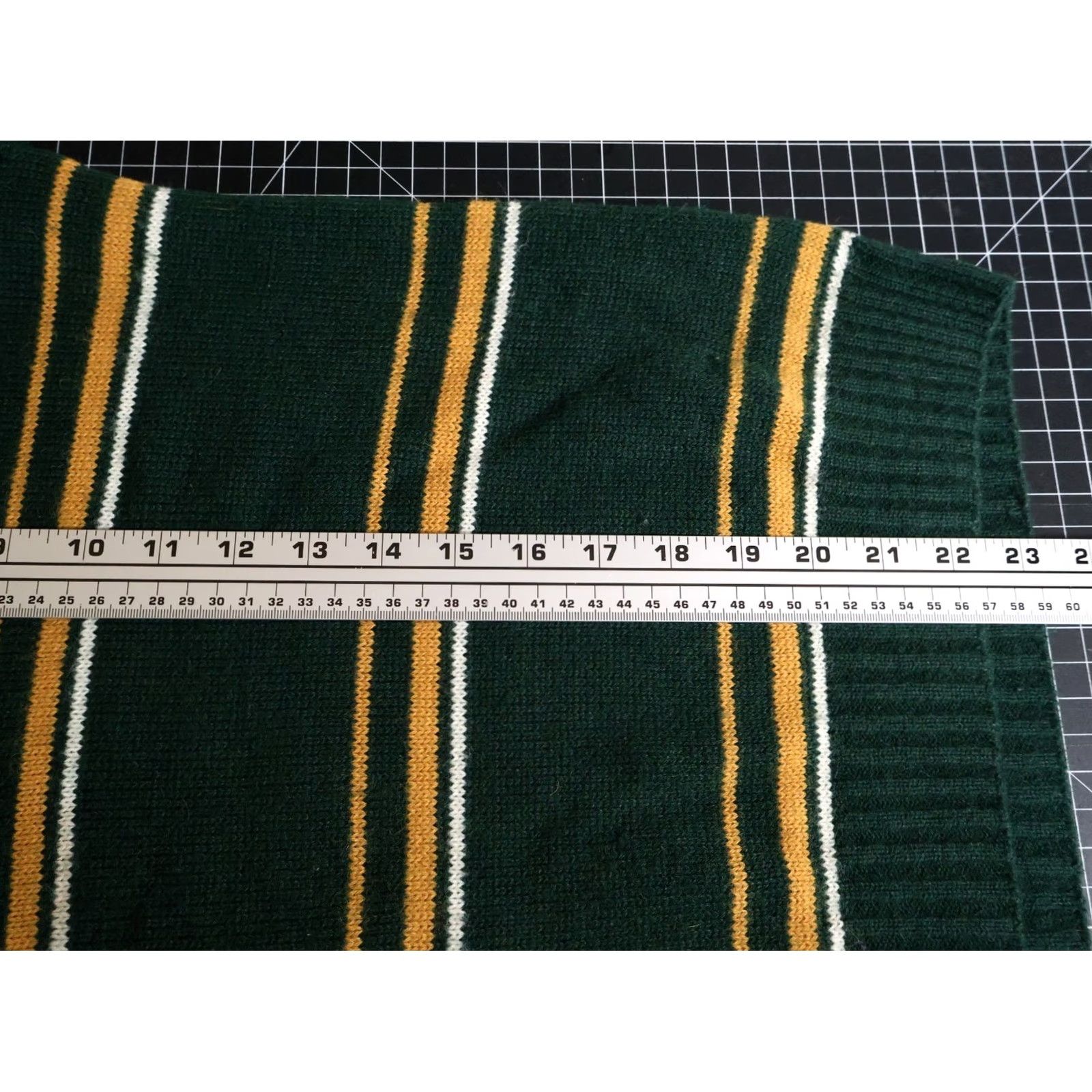 Vintage VINTAGE Mens Large Green Yellow Striped V-Neck Sweater Shirt Pullover 80s 90s Preppy Casual Lightweight Knit Boxy Fit Size US L / EU 52-54 / 3 - 6 Thumbnail