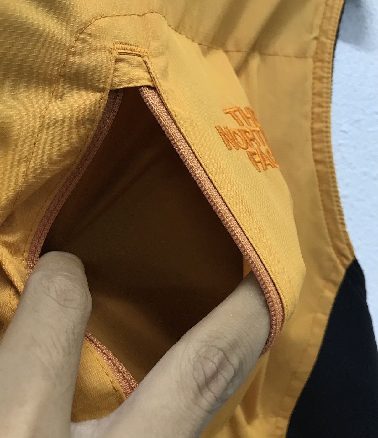 The North Face × Vintage Vintage The North Face Sleeveless Jacket Size US M / EU 48-50 / 2 - 13 Thumbnail