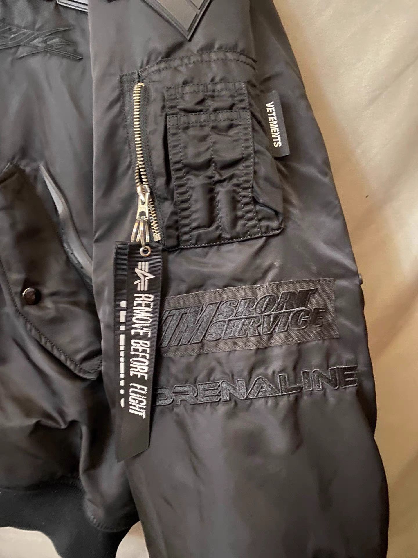 Vetements Vetements 23AW Bomber Racing Jacket Padded Coat Size US XL / EU 56 / 4 - 4 Thumbnail
