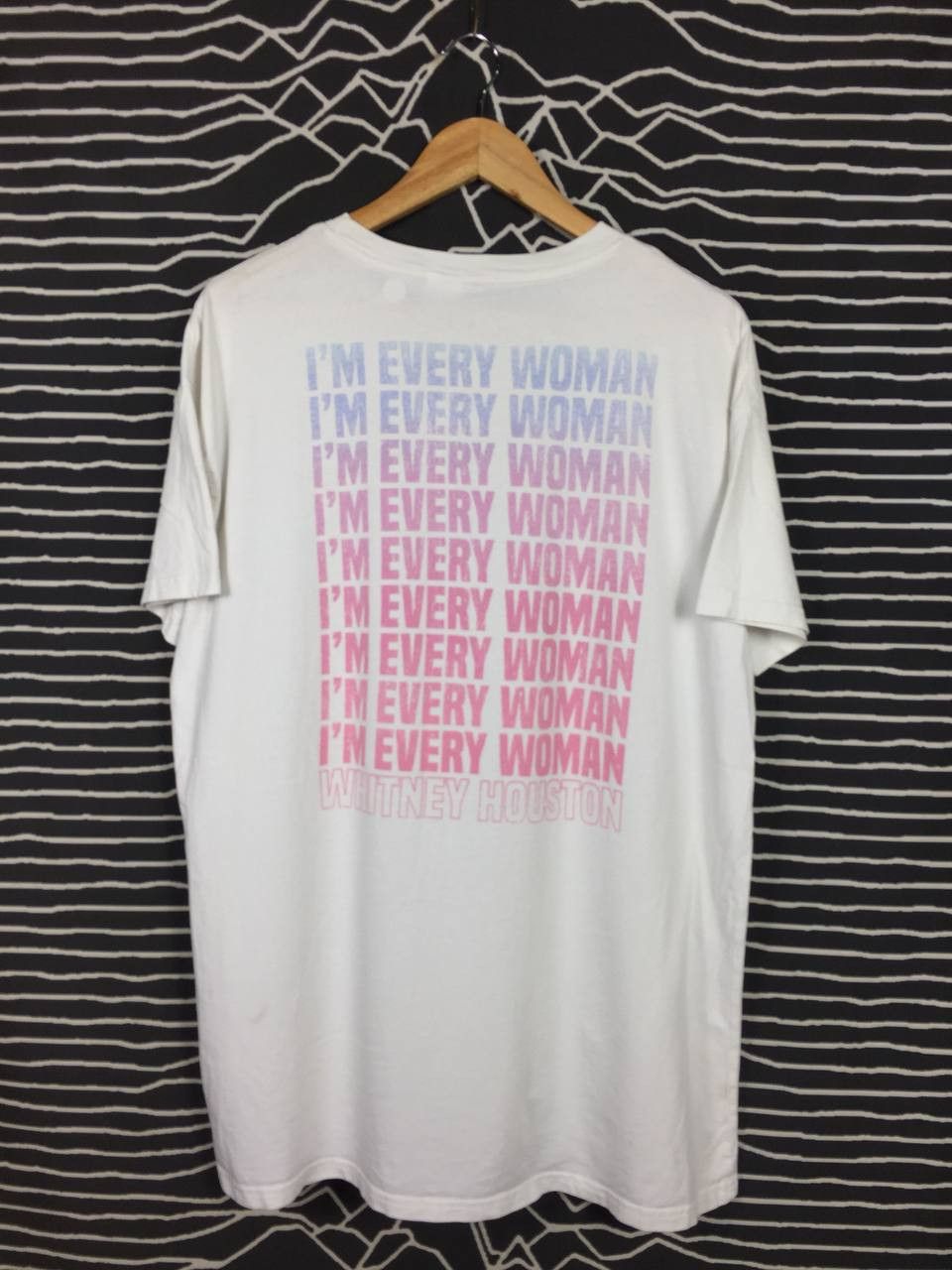 Rap Tees Vtg Whitney Houston I'm Every Woman Portrait Tee Size US XL / EU 56 / 4 - 8 Thumbnail