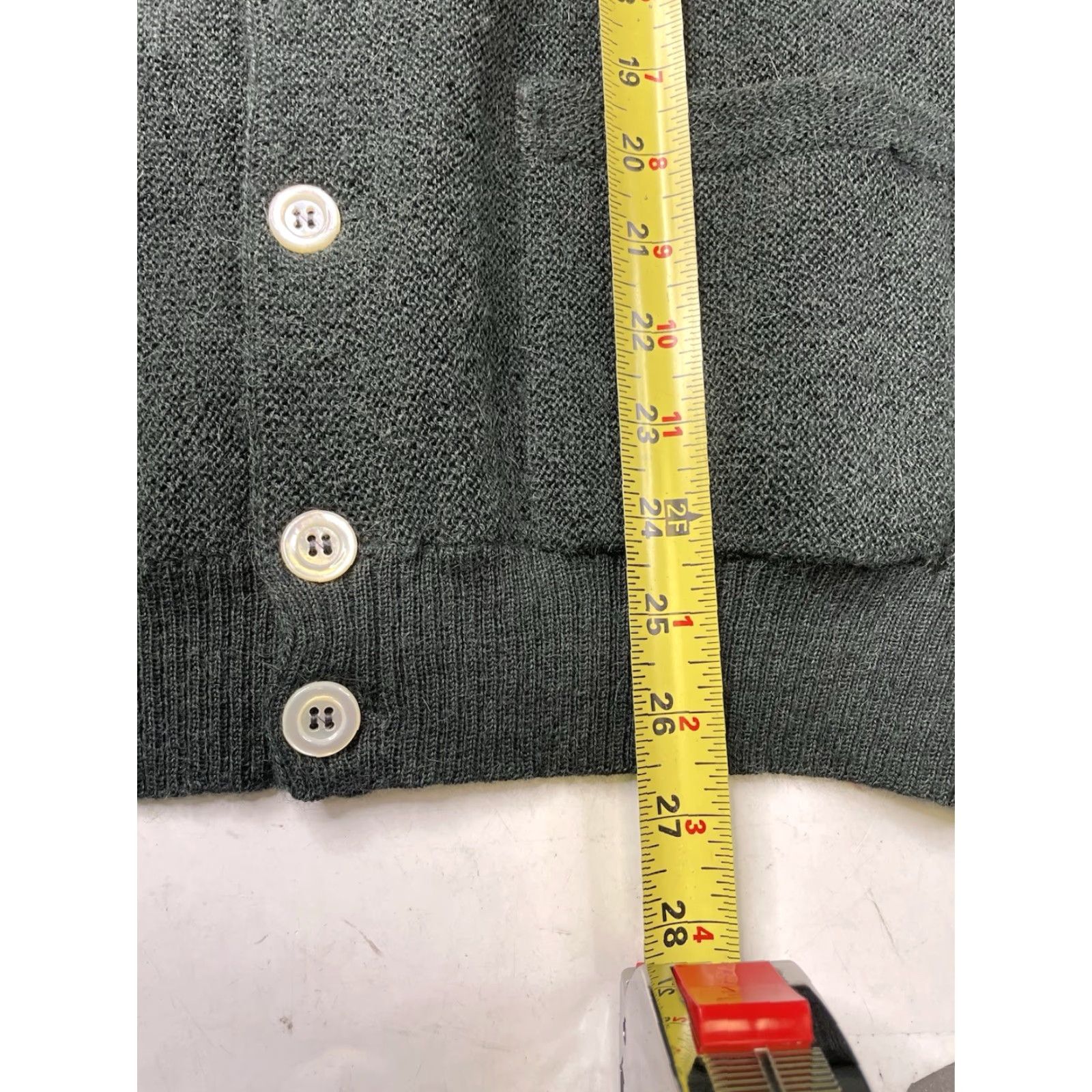 Vintage VINTAGE Peruvian Connection Cardigan Sweater Green Men M 80s 100% Alpaca Long Sleeve V-Neck Knit Size US M / EU 48-50 / 2 - 6 Thumbnail