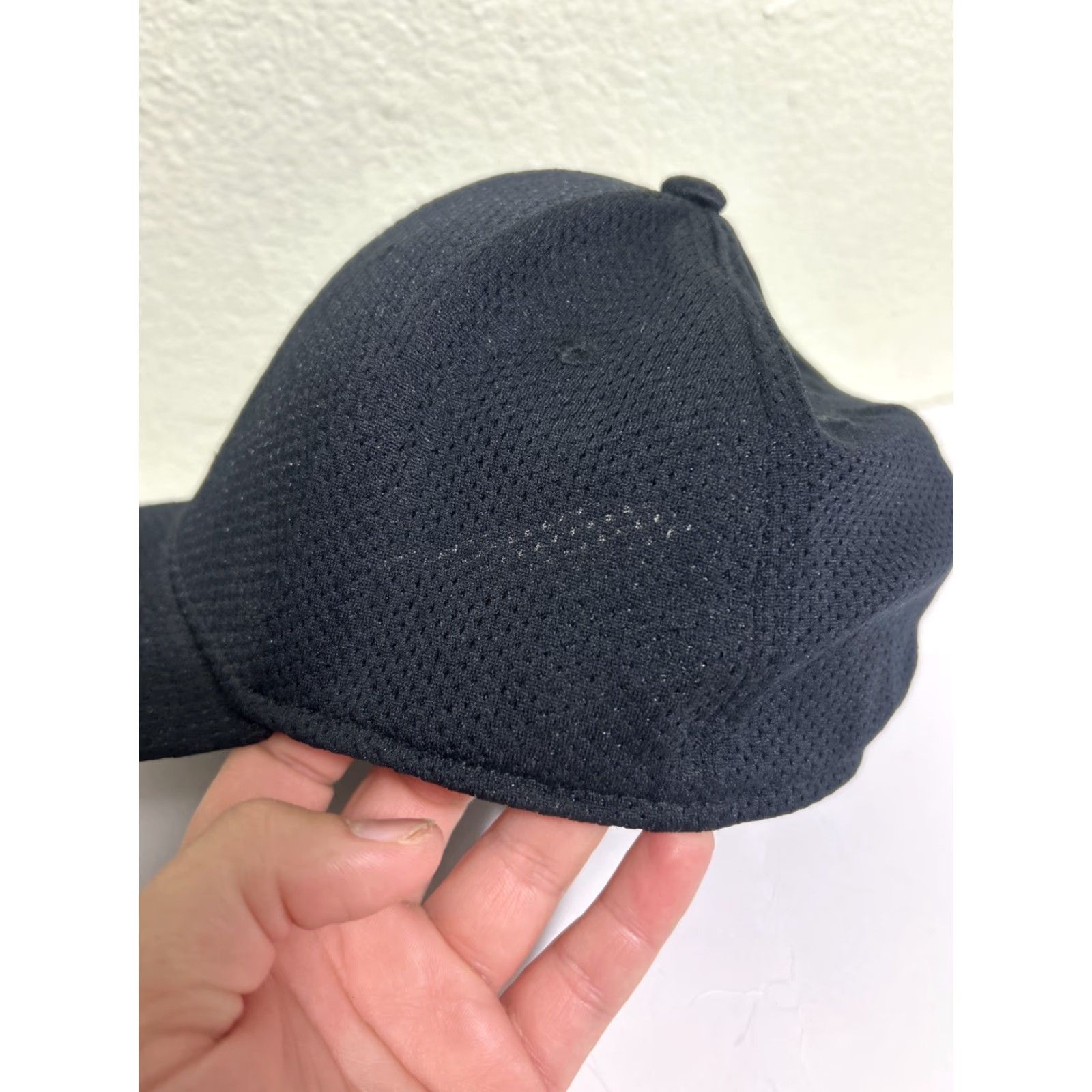 Adidas adidas aeroready Black On Black Flex Baseball Hat L/XL Baseball Cap Mens Black Flex fit Adidas Hat Size ONE SIZE - 7 Thumbnail