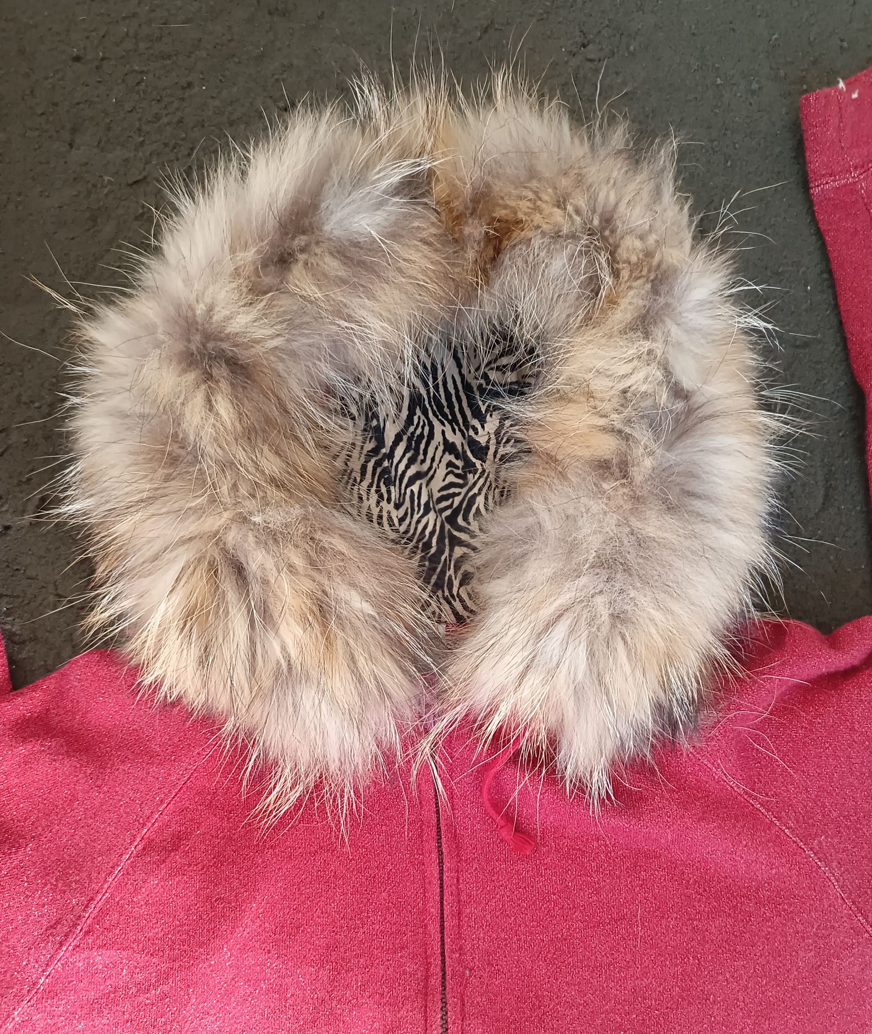 Velvet 2000's ta Fur Hoodie Full Of Red Glitter Sprinkles Size M / US 6-8 / IT 42-44 - 6 Thumbnail