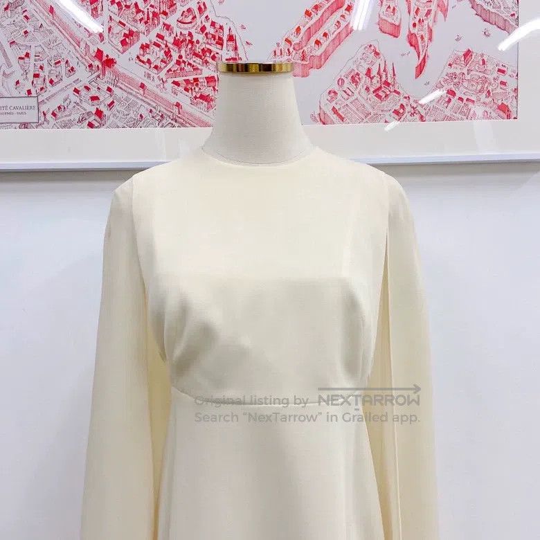 Other Valentino White cape dres Size M / US 6-8 / IT 42-44 - 4 Thumbnail