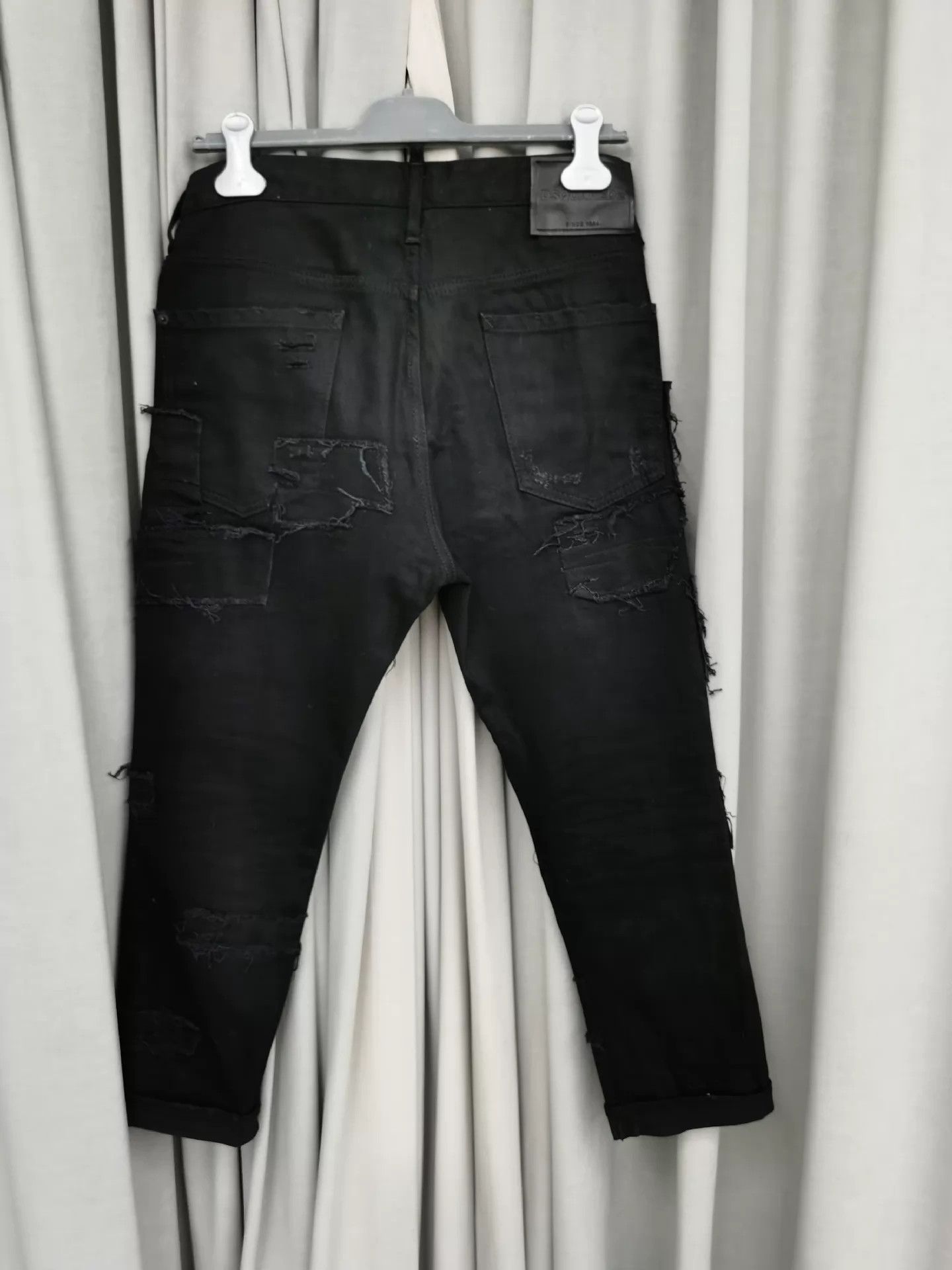 Dsquared2 Dsquared2 Show Black Cropped Trousers 48 Worn Once Size US 32 / EU 48 - 7 Thumbnail
