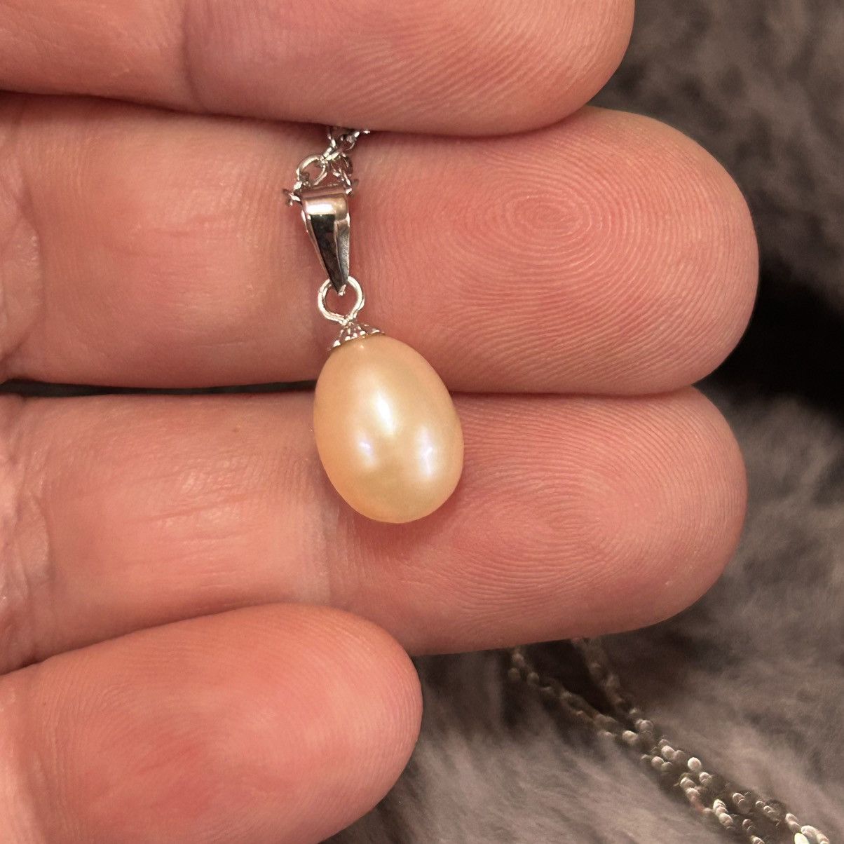Handmade Handcrafted genuine fresh water pearl pendant necklace Size ONE SIZE - 4 Thumbnail