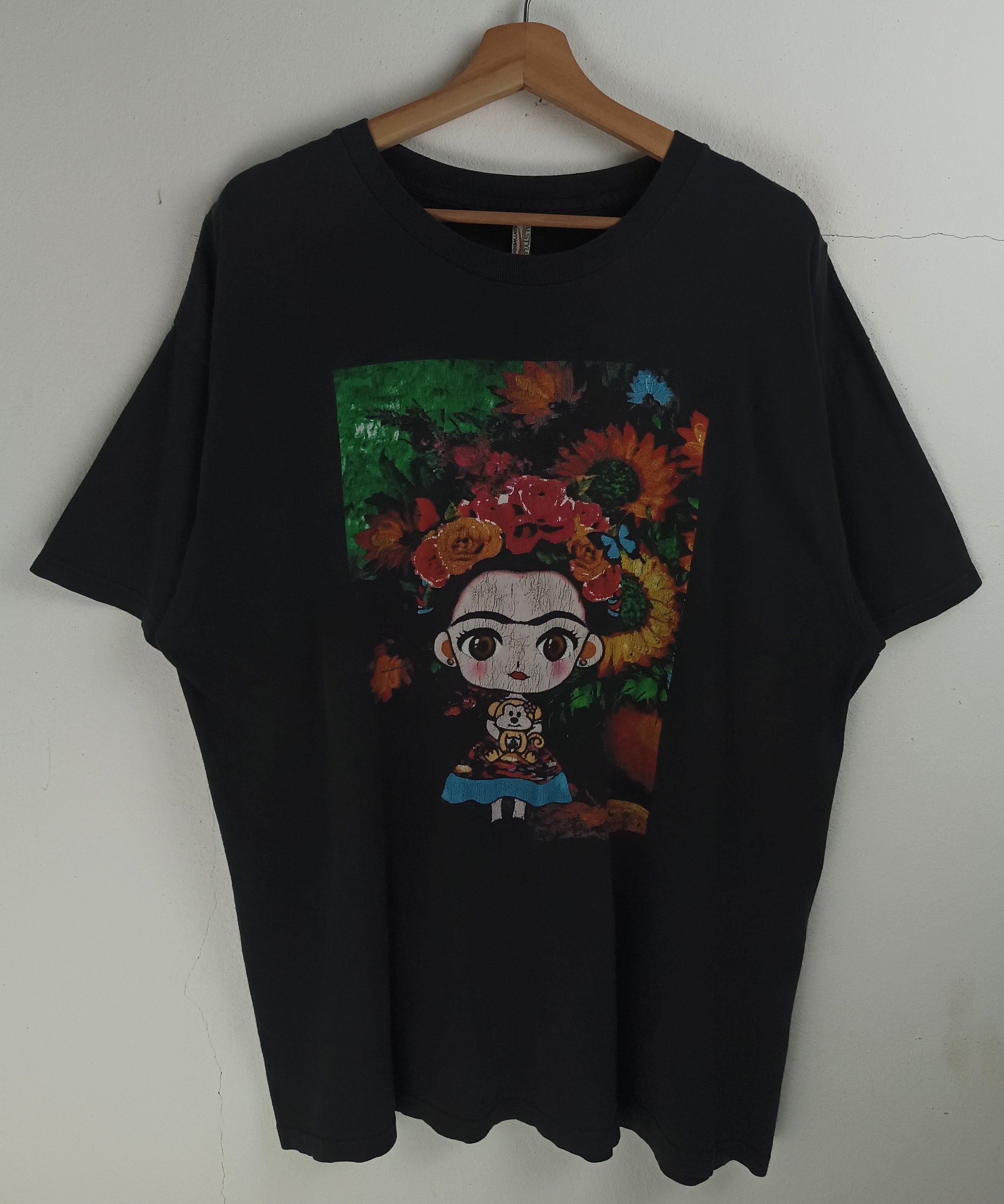 Vintage VINTAGE FRIDA KAHLO FLOWER POTRAIT FADED TEE art picasso Size US XL / EU 56 / 4 - 3 Thumbnail