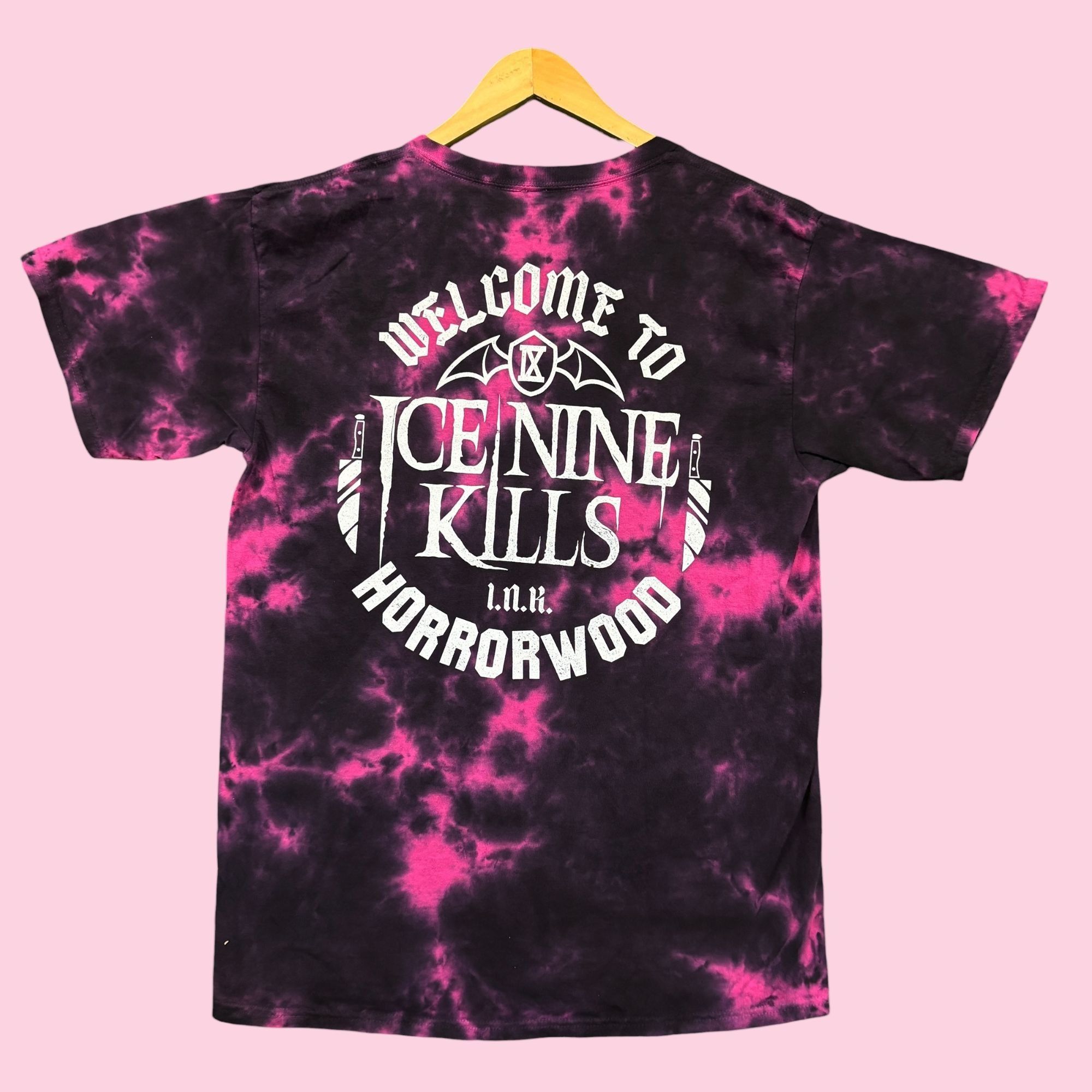 Band Tees Ice Nine Kills Welcome to Horrorwood Band Tie-Dye Tee L Size US L / EU 52-54 / 3 - 1 Thumbnail
