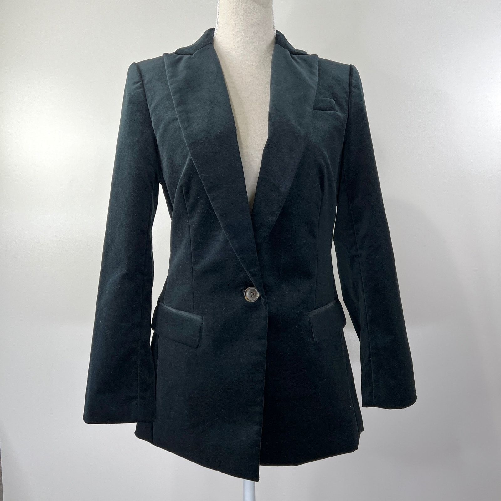 J.Crew J. Crew Willa Blazer Black Velvet BD005 Wednesday Addams Size XS / US 0-2 / IT 36-38 - 1 Thumbnail