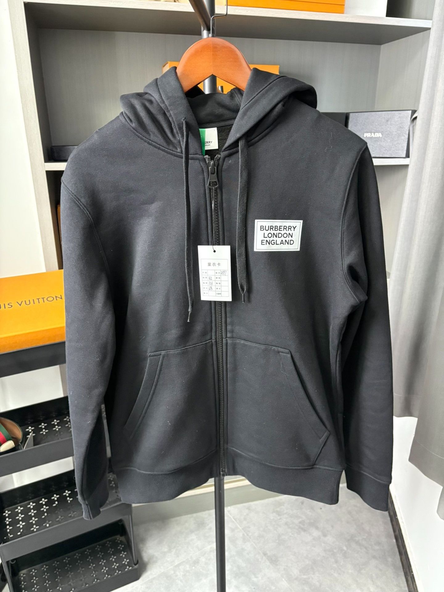 Burberry Burberry Black Hoodie XS Men Size US XS / EU 42 / 0 - 1 Thumbnail
