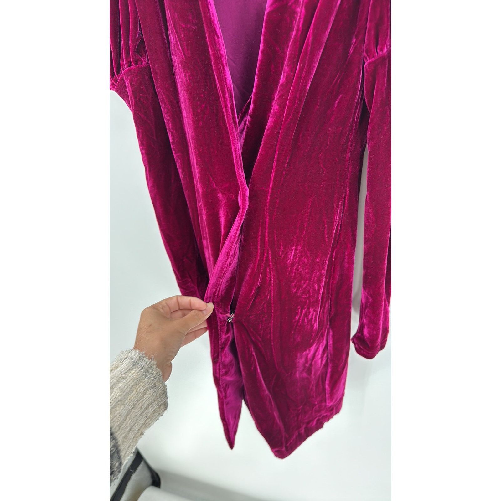Boohoo Boohoo Deep Pink velvet button bodycon sz S western holiday Size S / US 4 / IT 40 - 7 Thumbnail
