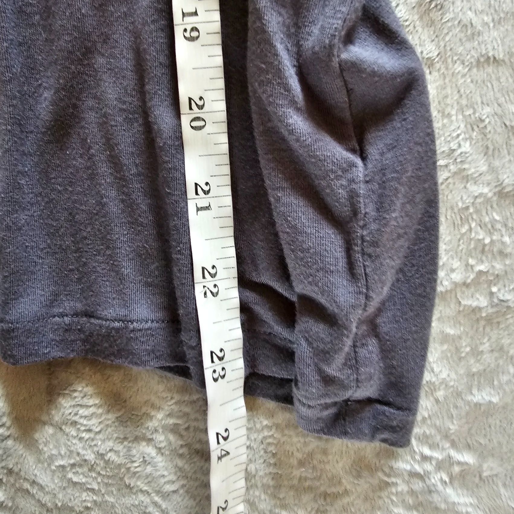 Boden Boden Top Shirt Womens 12 Gray Short Sleeve Deep V Peplum Casual Neutral Classic Shirt Women 12 Gray Short Sleeve Deep V Peplum Classic Size XL / US 12-14 / IT 48-50 - 7 Thumbnail