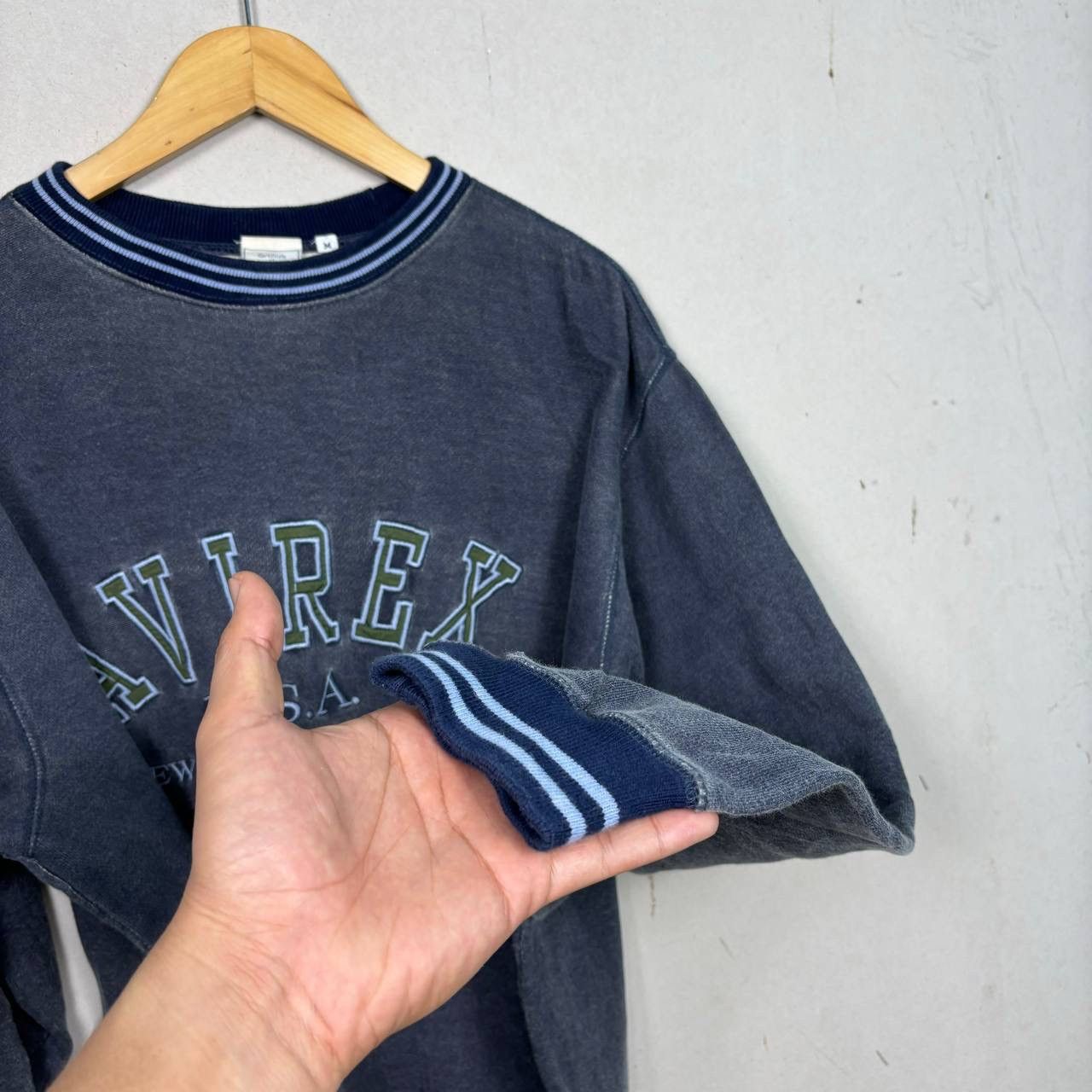 Vintage 90s Avirex USA New York Crewneck Sweatshirt Navy M