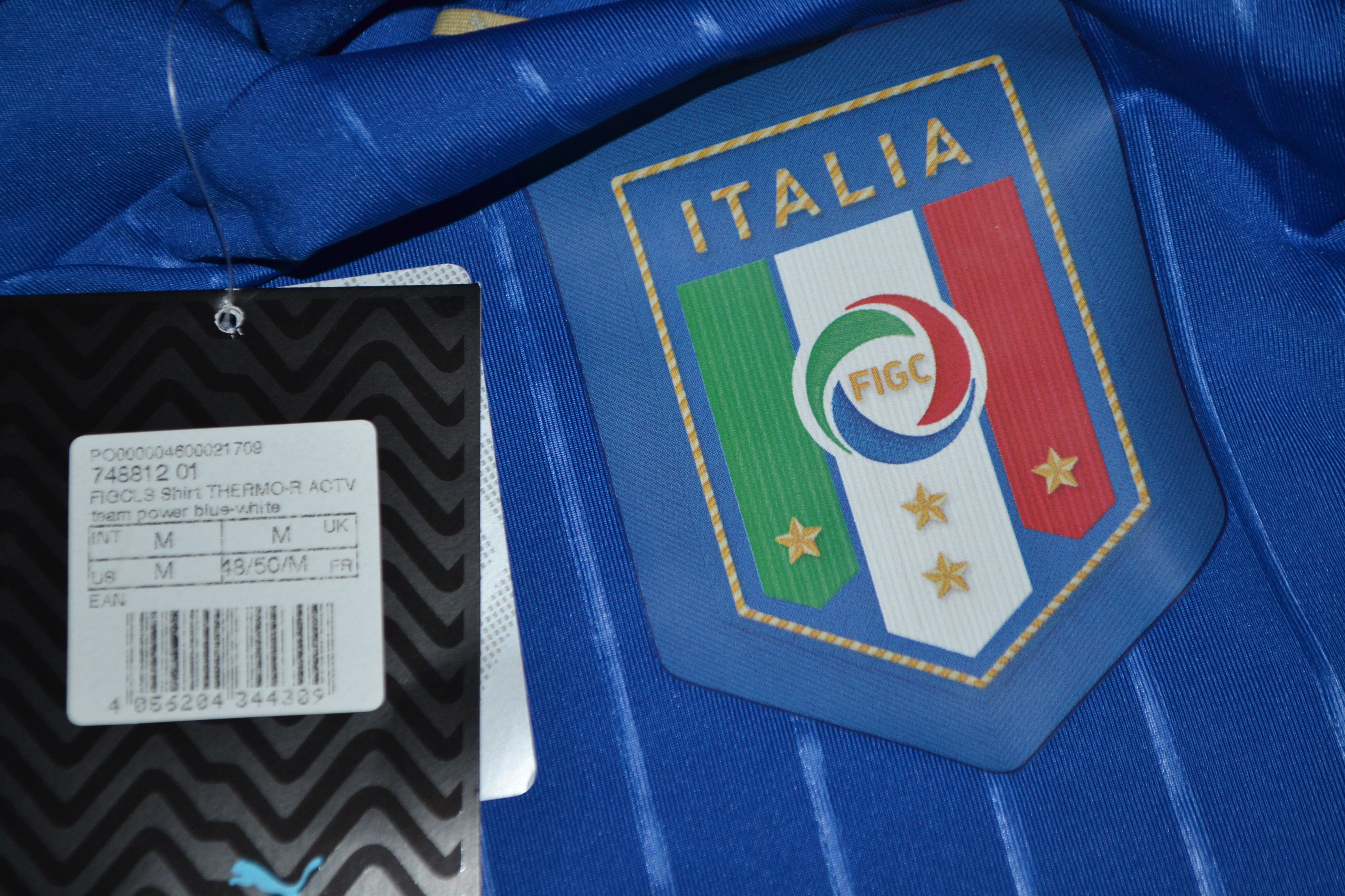 Puma AUTHENTIC Italy Home Kit 2016 2017 Shirt Soccer Jersey Size US M / EU 48-50 / 2 - 4 Thumbnail