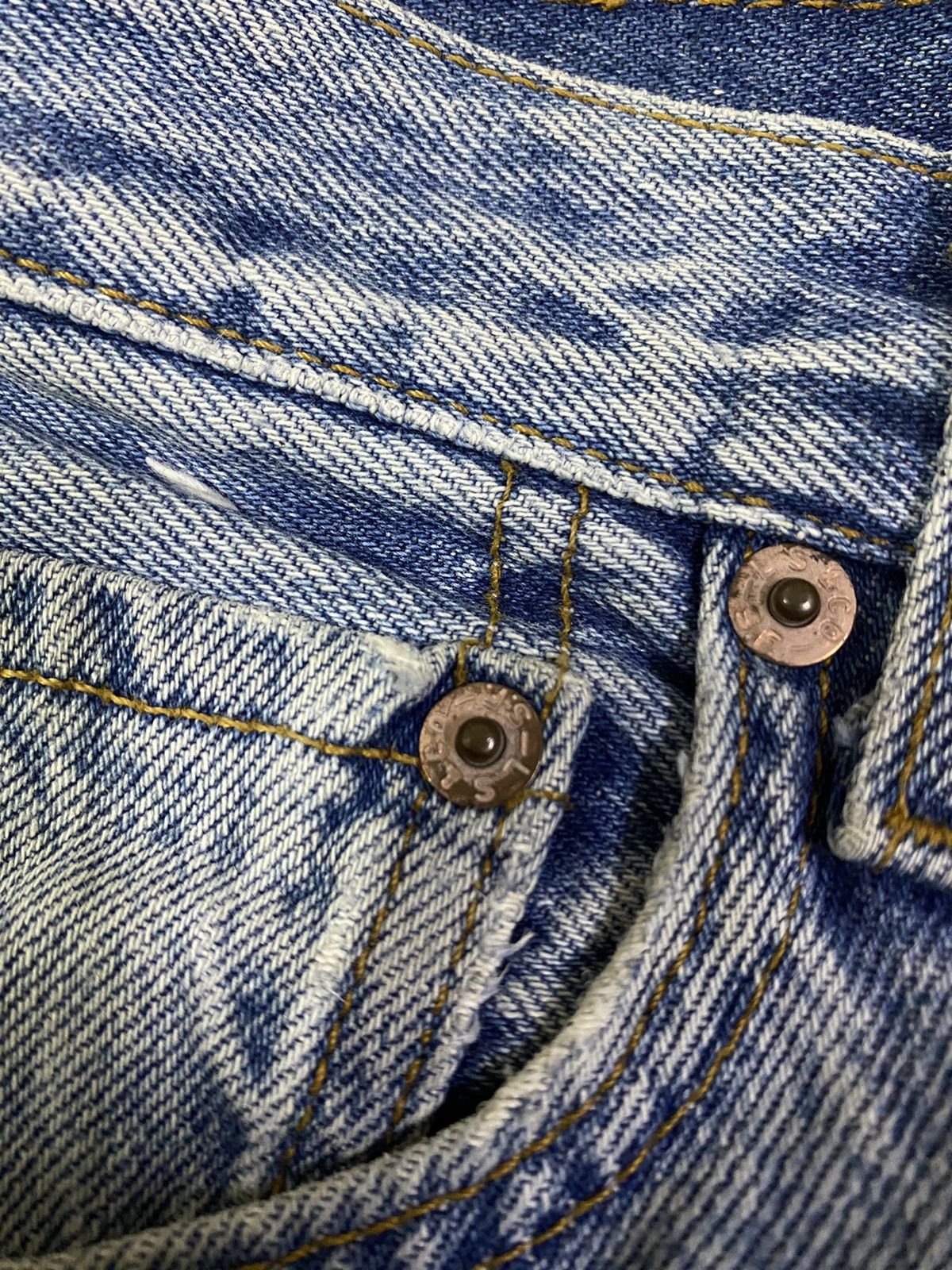 Levi's Vintage 90s Levi’s 501 Jeans X Mickey Mouse Size US 32 / EU 48 - 13 Thumbnail