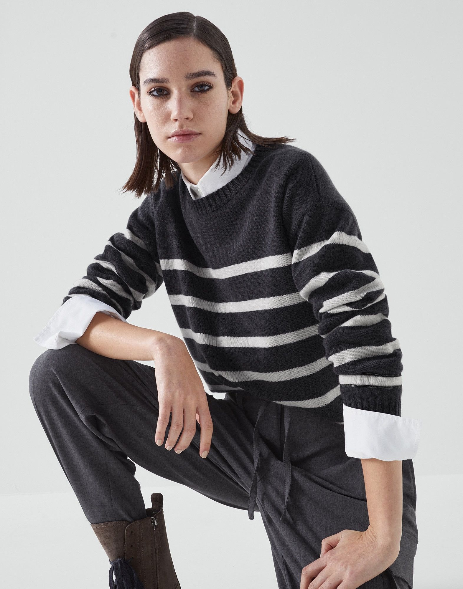 Brunello Cucinelli o1y0725 Cashmere Blend Sweater in Black/White Size XS / US 0-2 / IT 36-38 - 2 Thumbnail