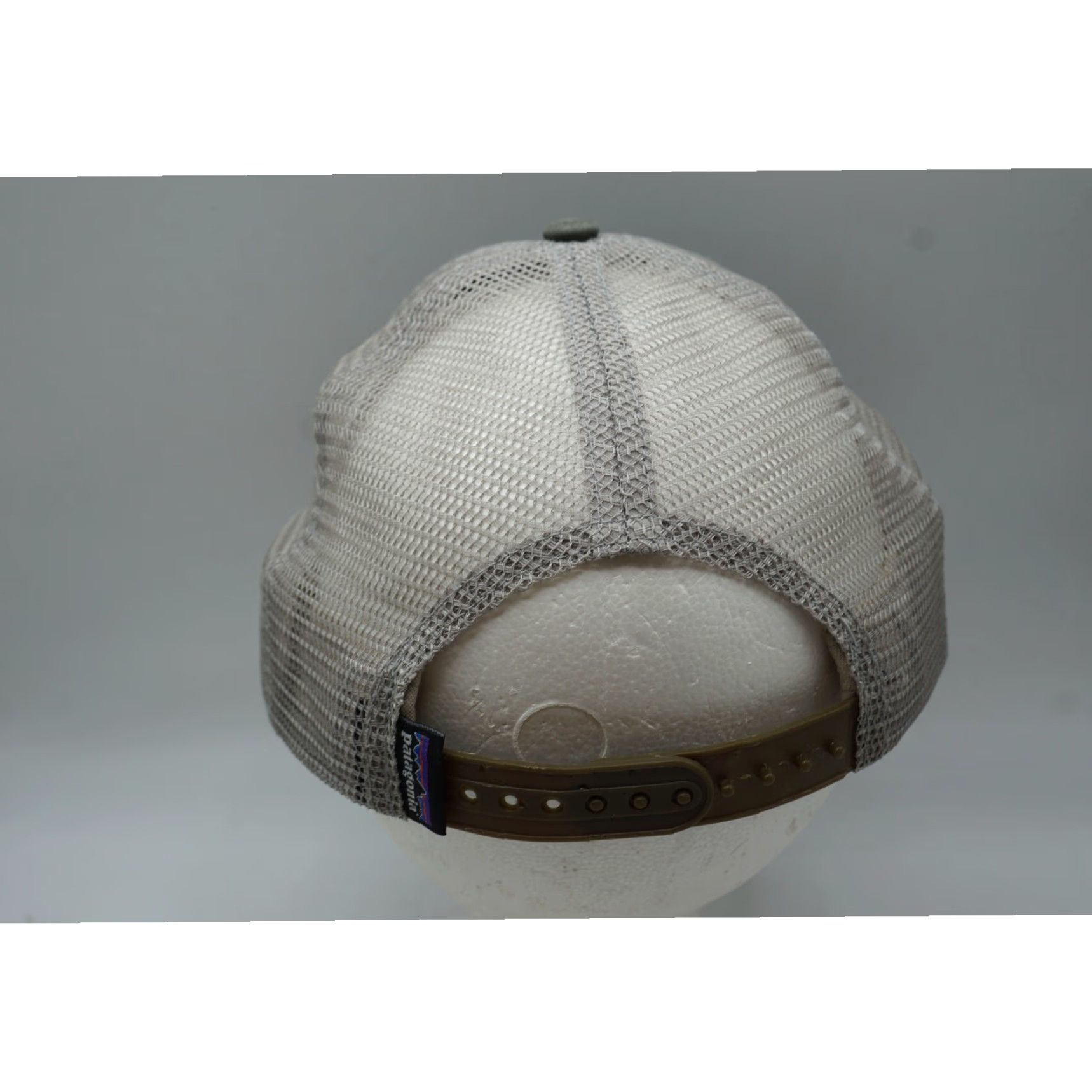 Patagonia Patagonia P-6 Logo LoPro Trucker Hat Olive Brim Mens Size ONE SIZE - 3 Thumbnail