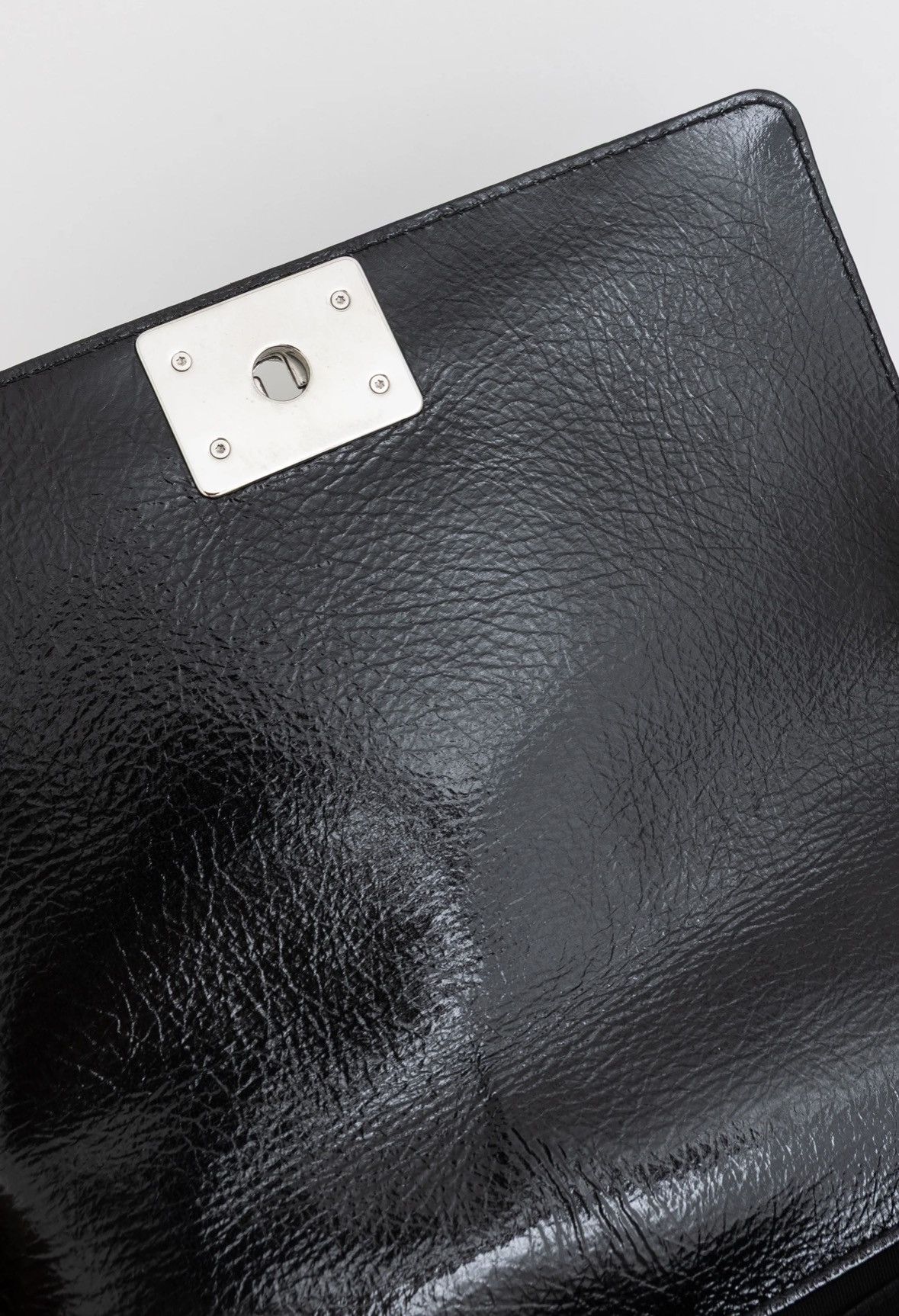 Chanel Authenticated Certificate✅Full packaging 💝Chanel Boy Bag 🖤 Size ONE SIZE - 18 Thumbnail
