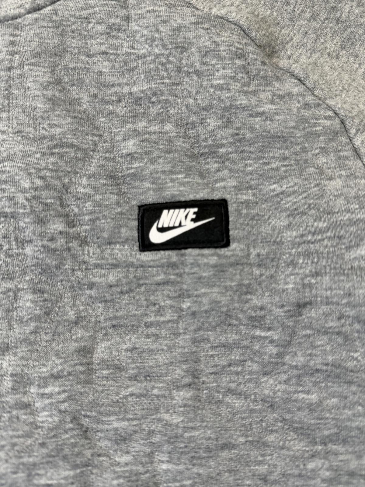 Nike Nike Grey Crewneck Sweatshirt Medium Size US M / EU 48-50 / 2 - 2 Thumbnail