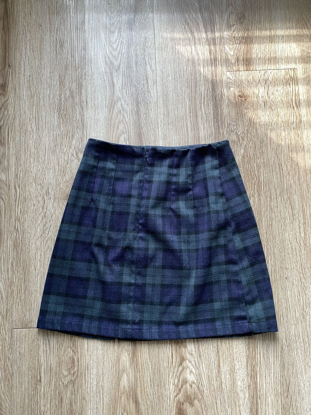 Brandy Melville Brandy Melville Plaid Skirt Size 22" - 2 Thumbnail