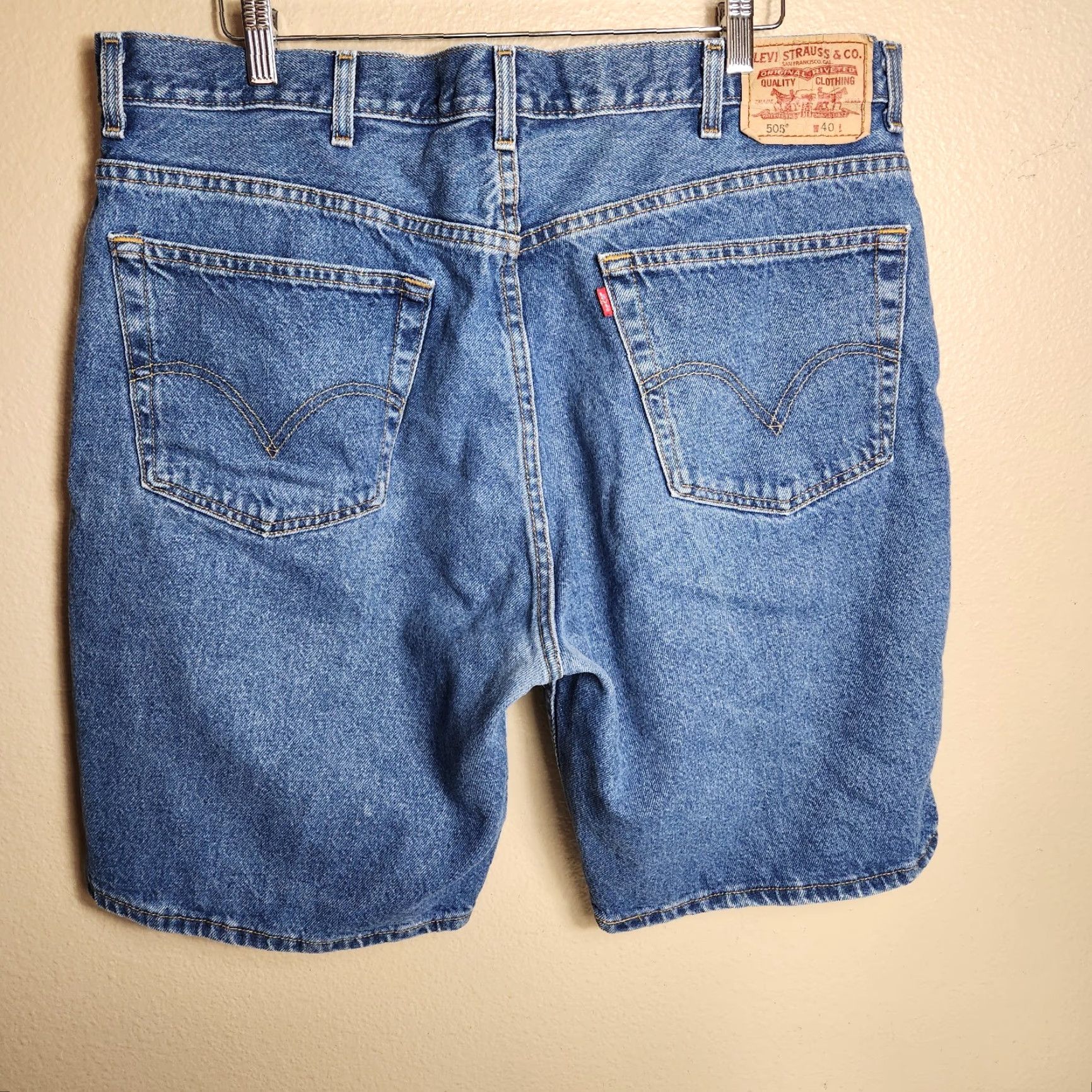 Levi's VINTAGE Levi's Mens Bermuda 90s 505 Jorts Jean Shorts 40 Blue Cotton Zip Fly 5-Pocket Mens Regular Classic Casual Summer 90s Theme Size US 40 / EU 56 - 3 Thumbnail